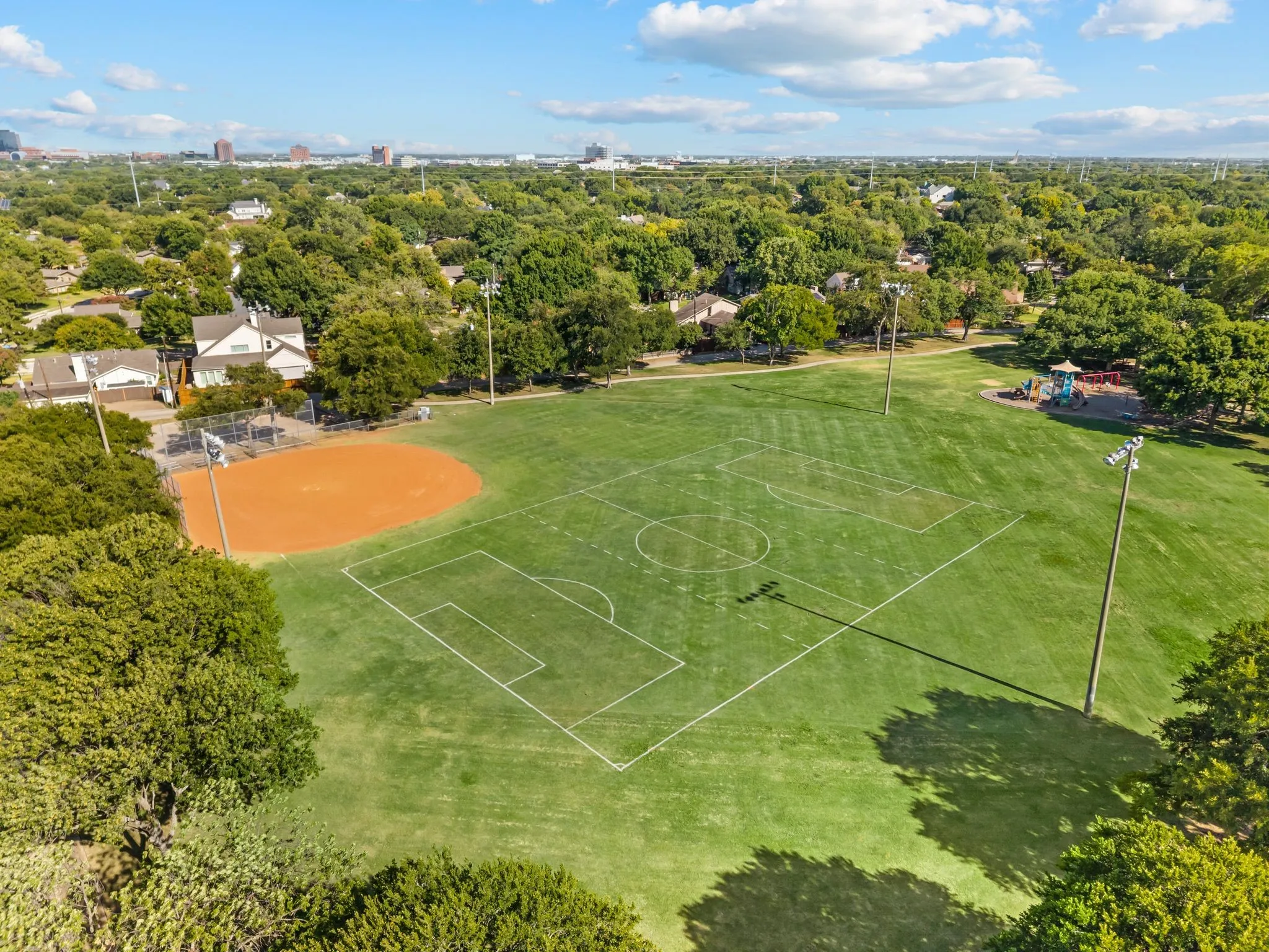Single Family Residence For Sale in Dallas County , 2105 Flat Creek Drive, Richardson, Texas 75080, 4 Bedroom, 5 Bathroom, 2 Garage spaces, 4,286 Sqft, built in 2026, mls#21359953, Real Estate Agent in Richardson, Homes For Sale in Dallas county, Homes For Sale in Richardson, Realtor in Richardson Texas, Real Estate Brokerage Independent Realty Texas, Luminita Cordes Realtor