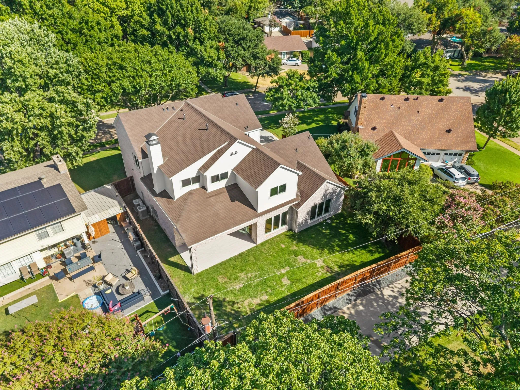 Single Family Residence For Sale in Dallas County , 2105 Flat Creek Drive, Richardson, Texas 75080, 4 Bedroom, 5 Bathroom, 2 Garage spaces, 4,286 Sqft, built in 2026, mls#21359953, Real Estate Agent in Richardson, Homes For Sale in Dallas county, Homes For Sale in Richardson, Realtor in Richardson Texas, Real Estate Brokerage Independent Realty Texas, Luminita Cordes Realtor