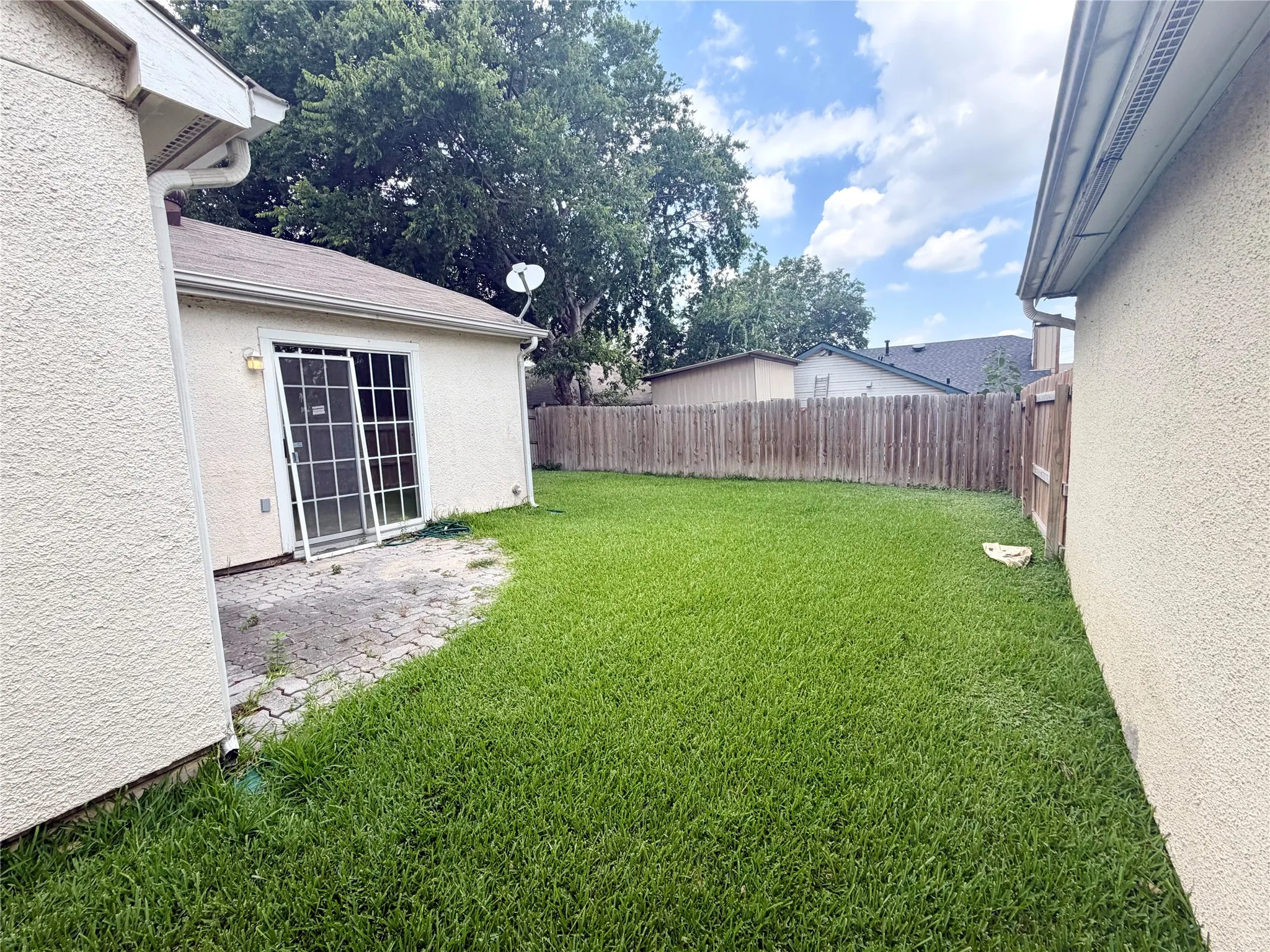 private backyard that is mowed by the​​‌​​​​‌​​‌‌​‌‌​​​‌‌​‌​‌​‌​​​‌​​ HOA.