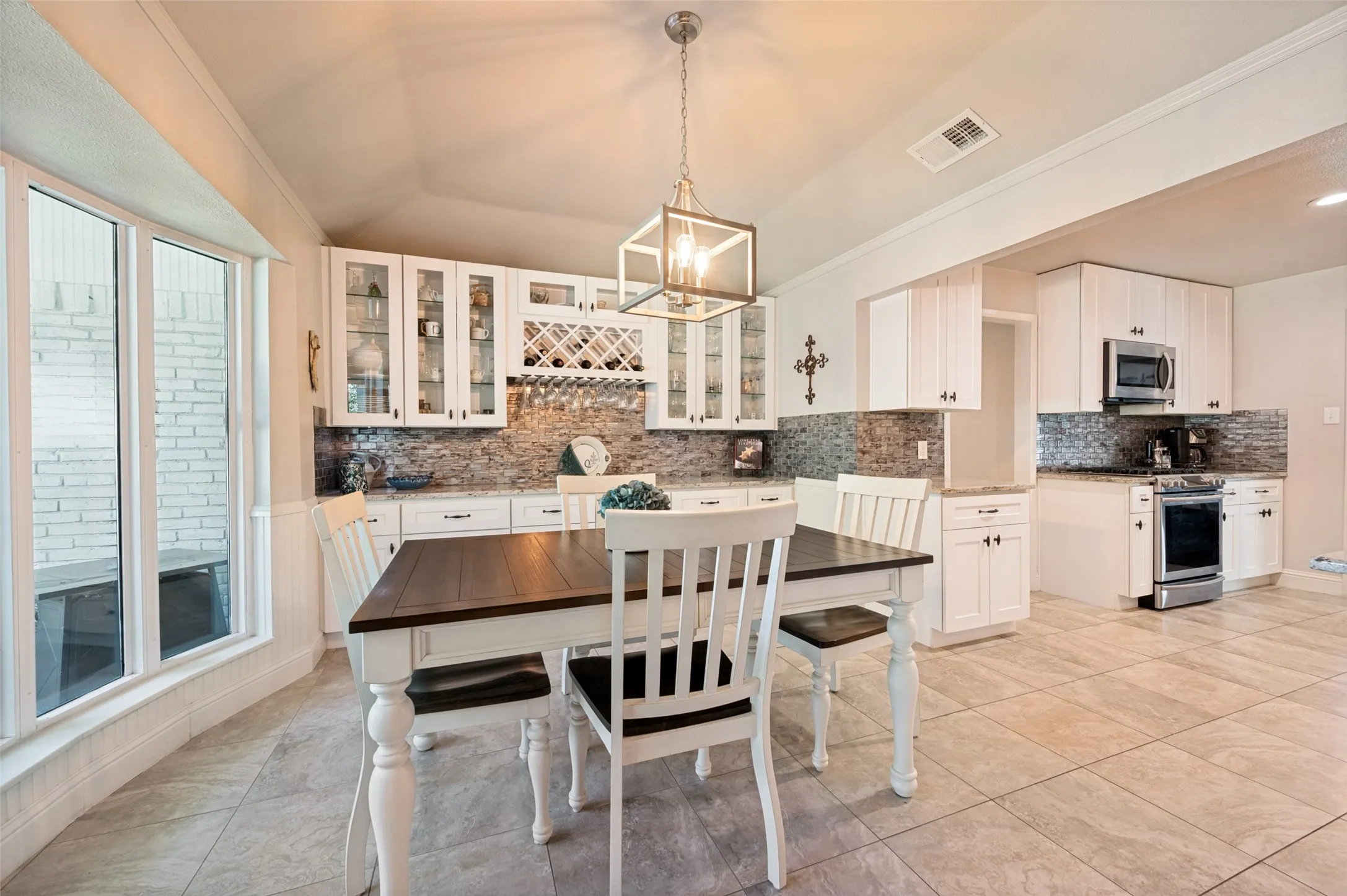 Built ins, Bay window overlooking covered patio