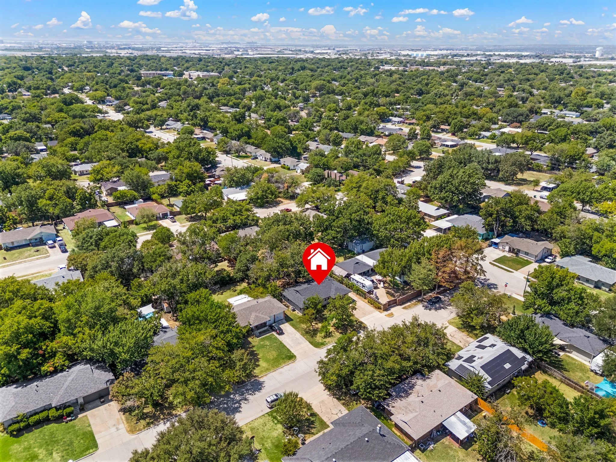 Single Family Residence For Sale in Tarrant County , 3557 Montreal Circle, Haltom City, Texas 76117, 4 Bedroom, 3 Bathroom, Garage spaces, 1,545 Sqft, built in 1957, mls#21359701, Real Estate Agent in Haltom City, Homes For Sale in Tarrant county, Homes For Sale in Haltom City, Realtor in Haltom City Texas, Real Estate Brokerage Independent Realty Texas, Luminita Cordes Realtor
