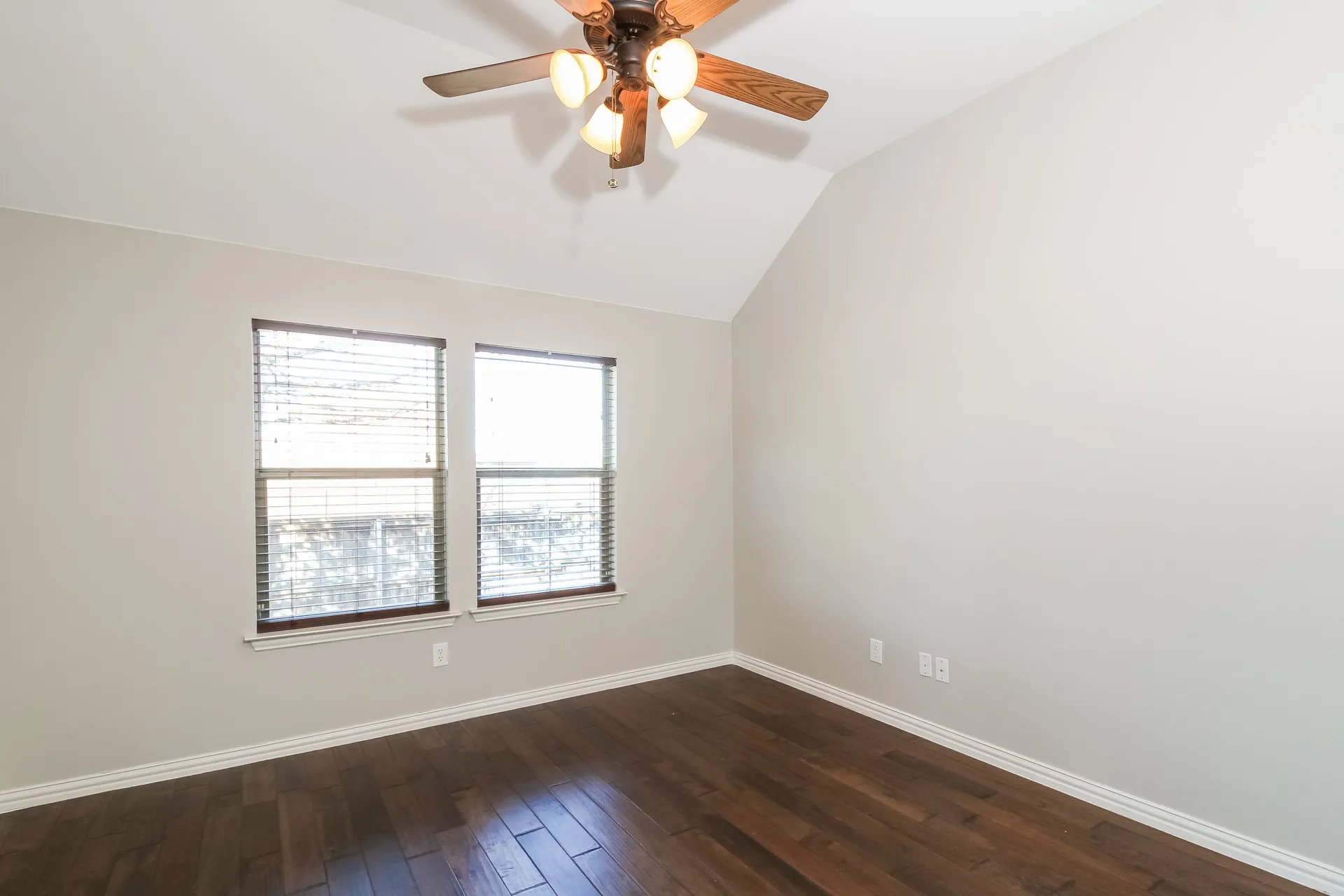 Single Family Residence For Rent in Collin County , 206 Lavaca Drive, Princeton, Texas 75407, 3 Bedroom, 2 Bathroom, 2 Garage spaces, 2,020 Sqft, built in 2010, mls#21360156, Real Estate Agent in Princeton, Homes For Rent in Collin county, Homes For Rent in Princeton, Realtor in Princeton Texas, Real Estate Brokerage Independent Realty Texas, Luminita Cordes Realtor