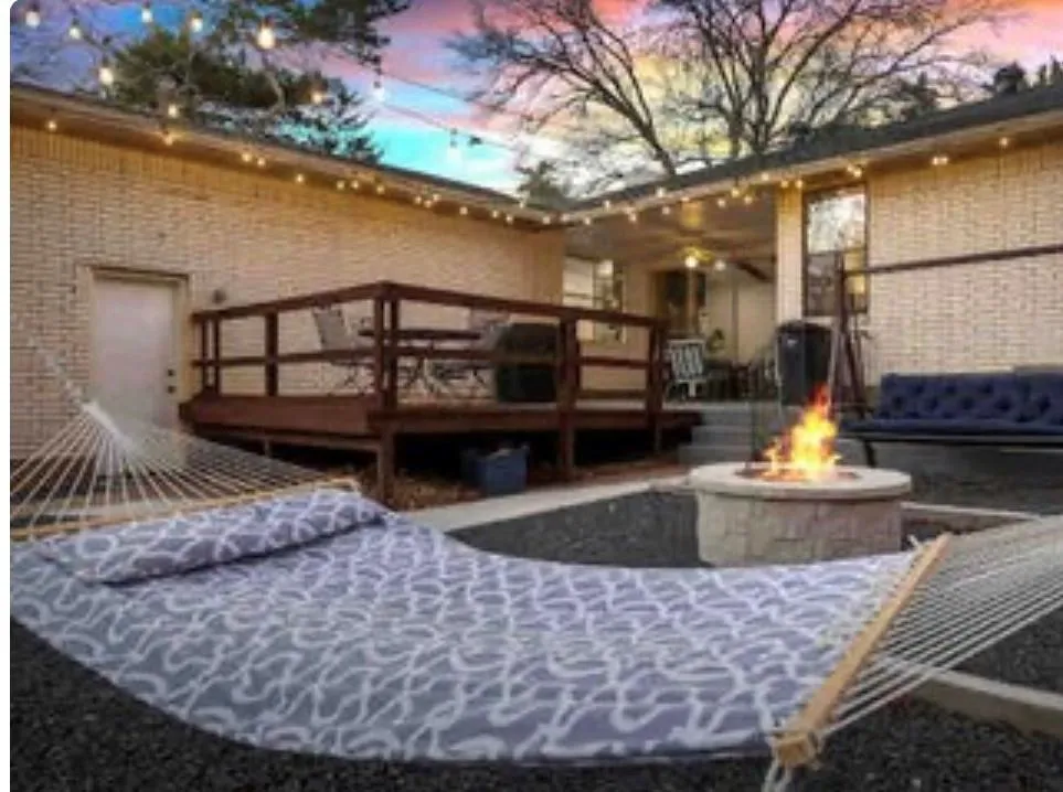 Single Family Residence For Rent in Dallas County , 1656 Russell Glen Lane, Dallas, Texas 75232, 3 Bedroom, 3 Bathroom, 2 Garage spaces, 2,108 Sqft, built in 1970, Price $3,200, mls#21360158, Real Estate Agent in Dallas, Homes For Rent in Dallas county, Homes For Rent in Dallas, Realtor in Dallas Texas, Real Estate Brokerage Independent Realty Texas, Luminita Cordes Realtor