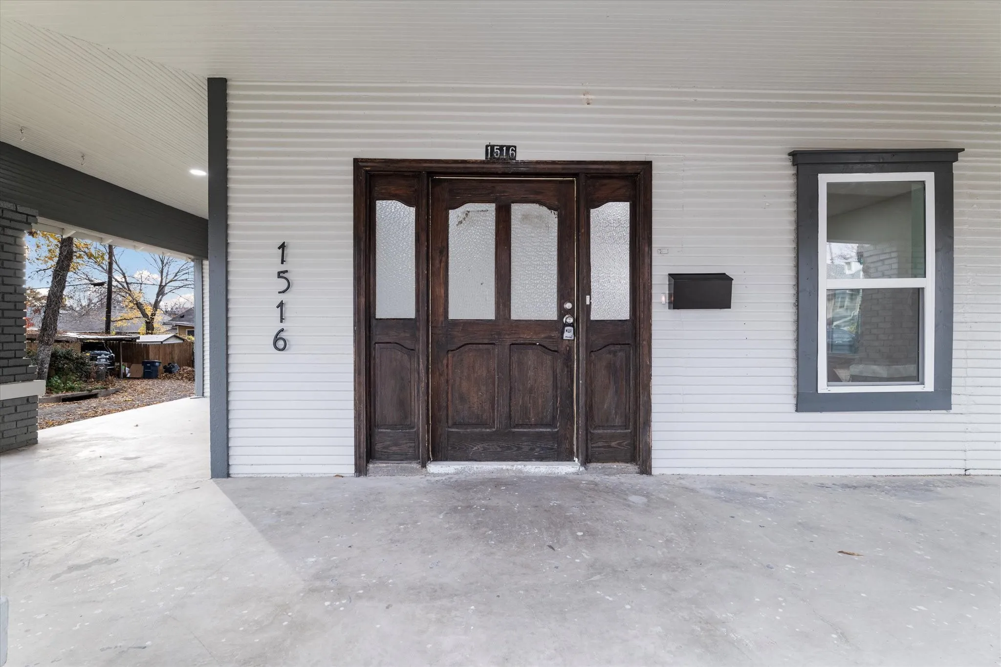 Single Family Residence For Rent in Tarrant County , 1516 S Adams Street, Fort Worth, Texas 76104, 3 Bedroom, 2 Bathroom, Garage spaces, 1,664 Sqft, built in 1920, Price $2,900, mls#21360159, Real Estate Agent in Fort Worth, Homes For Rent in Tarrant county, Homes For Rent in Fort Worth, Realtor in Fort Worth Texas, Real Estate Brokerage Independent Realty Texas, Luminita Cordes Realtor