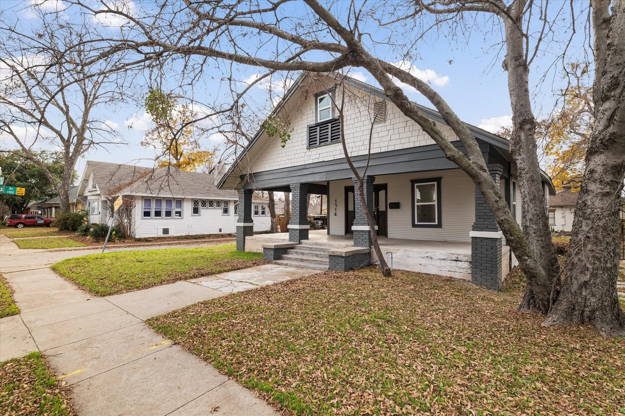 Single Family Residence For Rent in Tarrant County , 1516 S Adams Street, Fort Worth, Texas 76104, 3 Bedroom, 2 Bathroom, Garage spaces, 1,664 Sqft, built in 1920, Price $2,900, mls#21360159, Real Estate Agent in Fort Worth, Homes For Rent in Tarrant county, Homes For Rent in Fort Worth, Realtor in Fort Worth Texas, Real Estate Brokerage Independent Realty Texas, Luminita Cordes Realtor