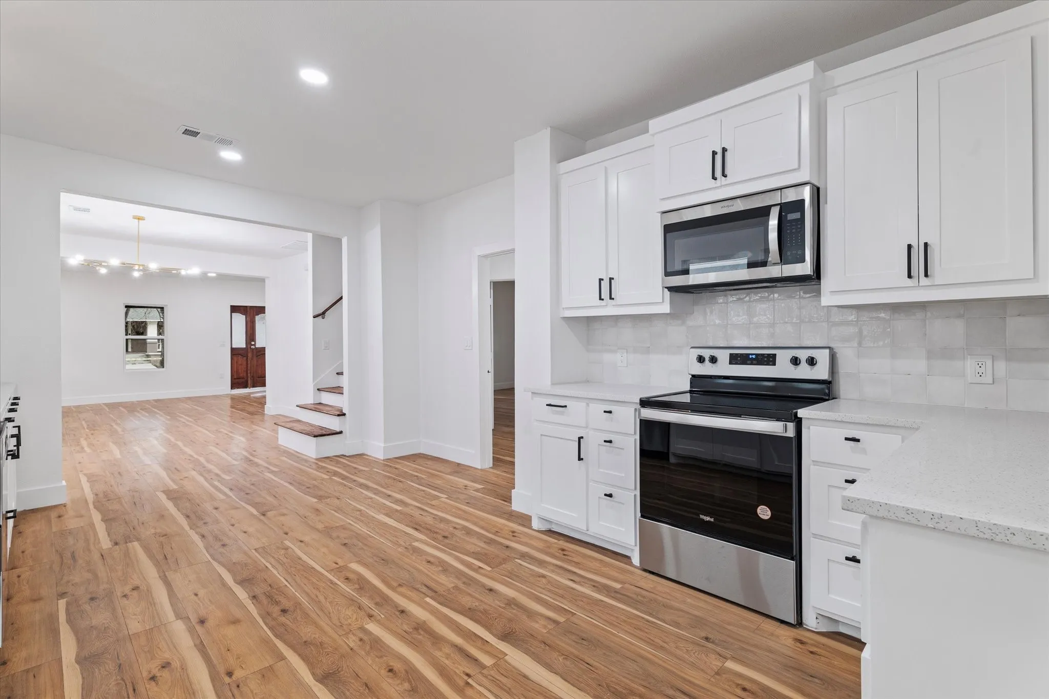 Single Family Residence For Rent in Tarrant County , 1516 S Adams Street, Fort Worth, Texas 76104, 3 Bedroom, 2 Bathroom, Garage spaces, 1,664 Sqft, built in 1920, Price $2,900, mls#21360159, Real Estate Agent in Fort Worth, Homes For Rent in Tarrant county, Homes For Rent in Fort Worth, Realtor in Fort Worth Texas, Real Estate Brokerage Independent Realty Texas, Luminita Cordes Realtor