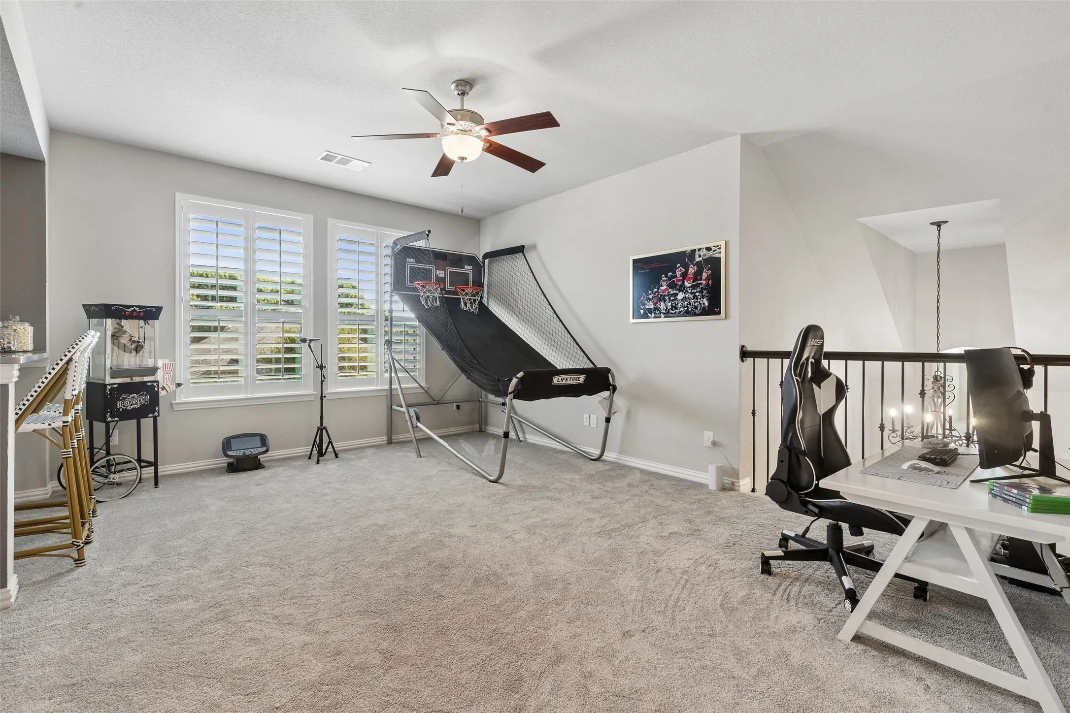 Single Family Residence For Sale in Collin County , 2500 Ever Birch Way, Mc Kinney, Texas 75071, 5 Bedroom, 5 Bathroom, 3 Garage spaces, 3,765 Sqft, built in 2017, mls#21358725, Real Estate Agent in Mc Kinney, Homes For Sale in Collin county, Homes For Sale in Mc Kinney, Realtor in Mc Kinney Texas, Real Estate Brokerage Independent Realty Texas, Luminita Cordes Realtor