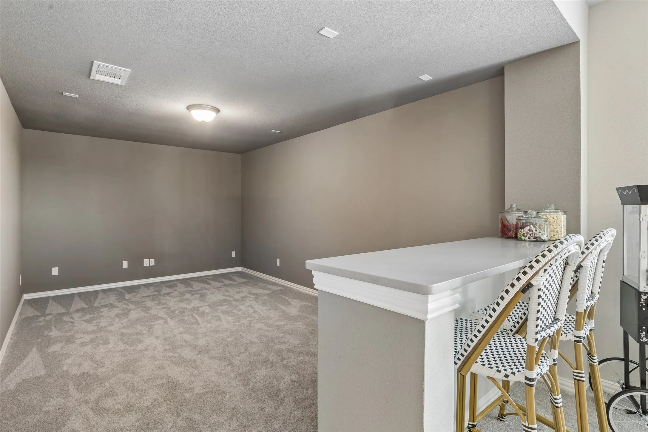 Single Family Residence For Sale in Collin County , 2500 Ever Birch Way, Mc Kinney, Texas 75071, 5 Bedroom, 5 Bathroom, 3 Garage spaces, 3,765 Sqft, built in 2017, mls#21358725, Real Estate Agent in Mc Kinney, Homes For Sale in Collin county, Homes For Sale in Mc Kinney, Realtor in Mc Kinney Texas, Real Estate Brokerage Independent Realty Texas, Luminita Cordes Realtor