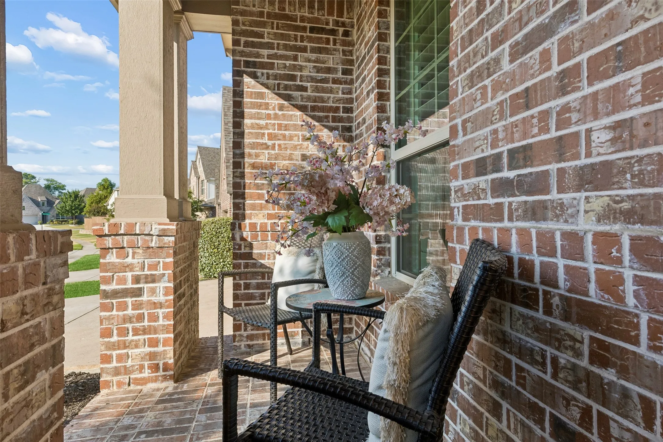 Single Family Residence For Sale in Collin County , 2500 Ever Birch Way, Mc Kinney, Texas 75071, 5 Bedroom, 5 Bathroom, 3 Garage spaces, 3,765 Sqft, built in 2017, mls#21358725, Real Estate Agent in Mc Kinney, Homes For Sale in Collin county, Homes For Sale in Mc Kinney, Realtor in Mc Kinney Texas, Real Estate Brokerage Independent Realty Texas, Luminita Cordes Realtor