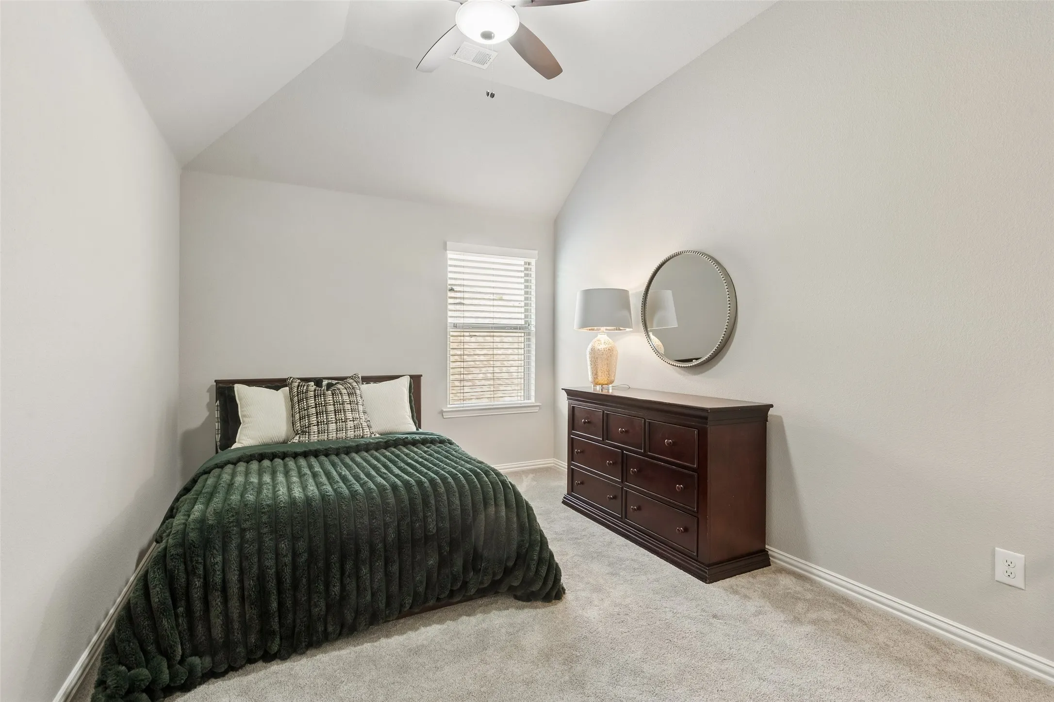 Single Family Residence For Sale in Collin County , 2500 Ever Birch Way, Mc Kinney, Texas 75071, 5 Bedroom, 5 Bathroom, 3 Garage spaces, 3,765 Sqft, built in 2017, mls#21358725, Real Estate Agent in Mc Kinney, Homes For Sale in Collin county, Homes For Sale in Mc Kinney, Realtor in Mc Kinney Texas, Real Estate Brokerage Independent Realty Texas, Luminita Cordes Realtor