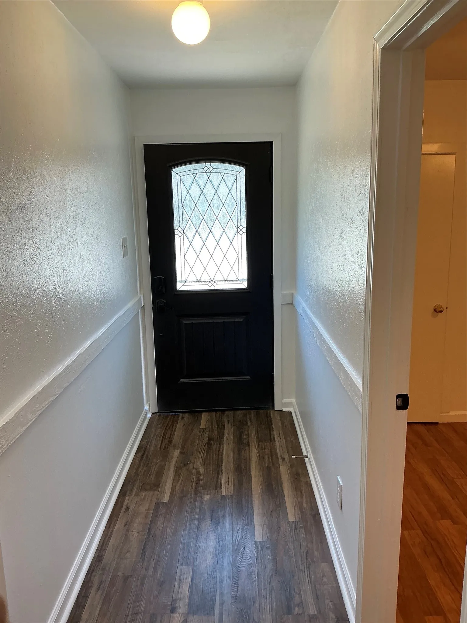 Single Family Residence For Sale in Johnson County , 136 Jill Ann Drive, Burleson, Texas 76028, 4 Bedroom, 2 Bathroom, 1 Garage spaces, 1,770 Sqft, built in 1967, mls#21358602, Real Estate Agent in Burleson, Homes For Sale in Johnson county, Homes For Sale in Burleson, Realtor in Burleson Texas, Real Estate Brokerage Independent Realty Texas, Luminita Cordes Realtor