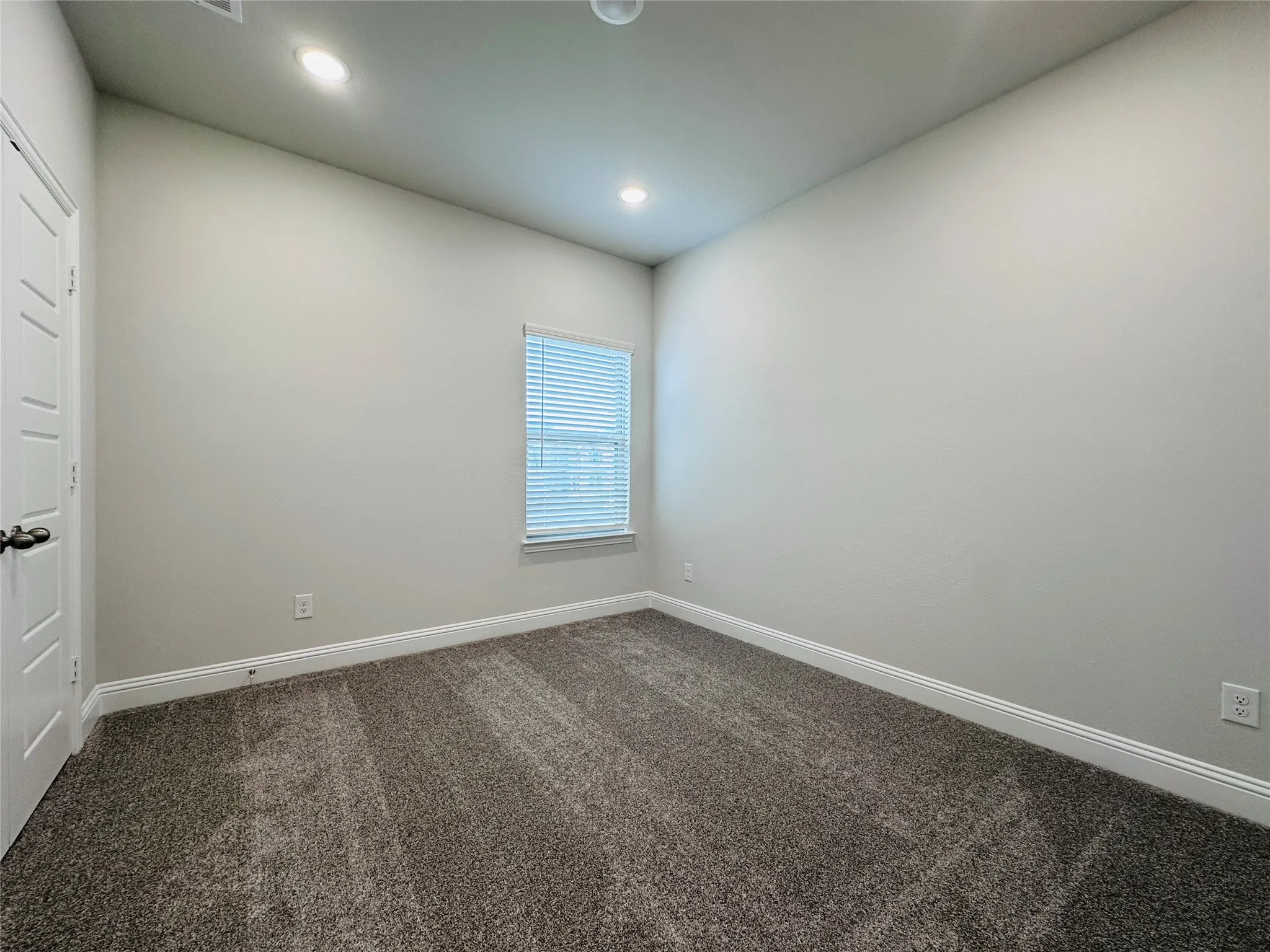 Single Family Residence For Rent in Dallas County , 7017 Sunset Boulevard, Rowlett, Texas 75088, 3 Bedroom, 3 Bathroom, 2 Garage spaces, 2,420 Sqft, built in 2024, mls#21360134, Real Estate Agent in Rowlett, Homes For Rent in Dallas county, Homes For Rent in Rowlett, Realtor in Rowlett Texas, Real Estate Brokerage Independent Realty Texas, Luminita Cordes Realtor