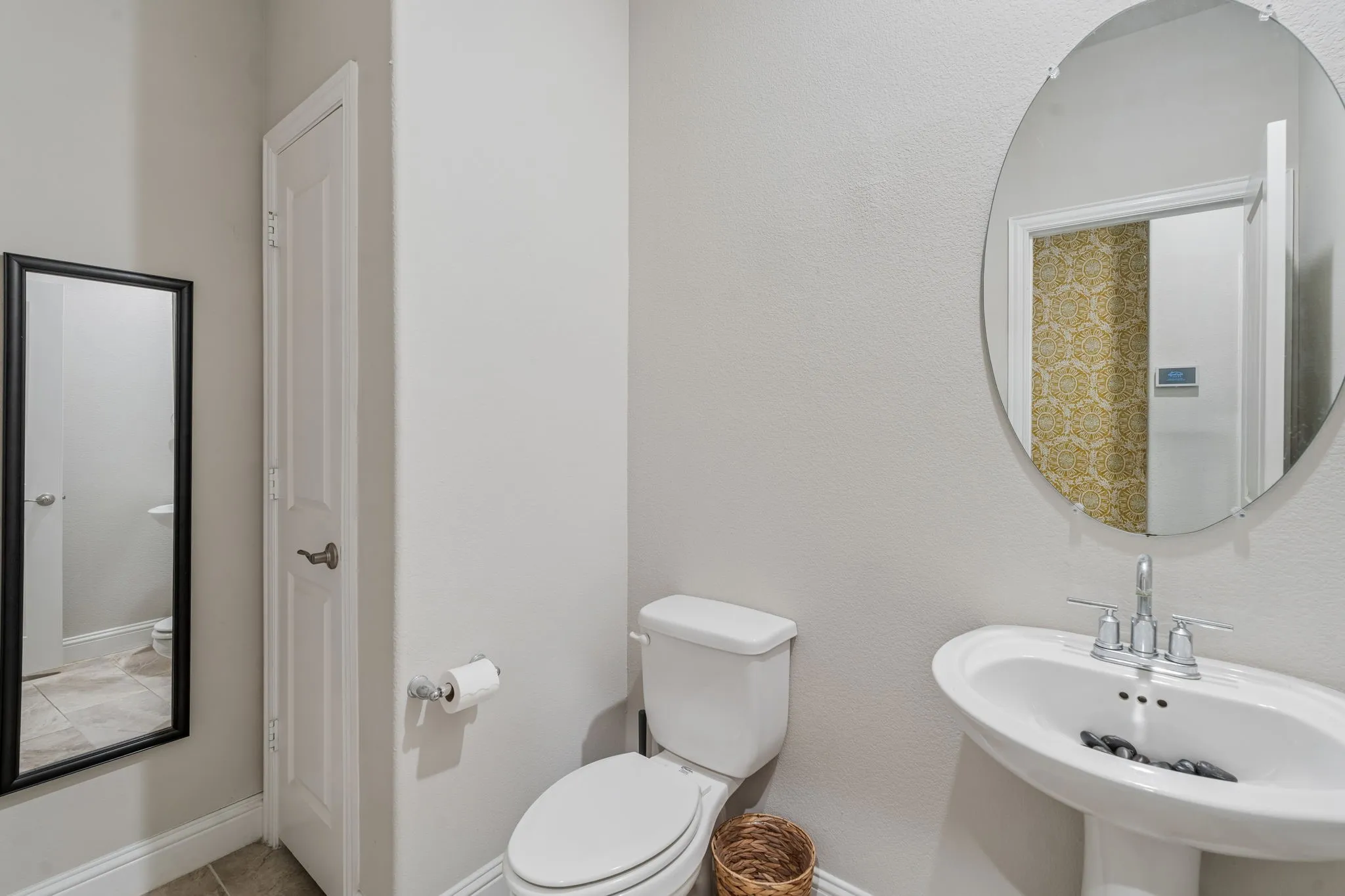 Single Family Residence For Sale in Dallas County , 7905 Chapman Circle, Rowlett, Texas 75089, 3 Bedroom, 3 Bathroom, 2 Garage spaces, 2,311 Sqft, built in 2020, mls#21358029, Real Estate Agent in Rowlett, Homes For Sale in Dallas county, Homes For Sale in Rowlett, Realtor in Rowlett Texas, Real Estate Brokerage Independent Realty Texas, Luminita Cordes Realtor