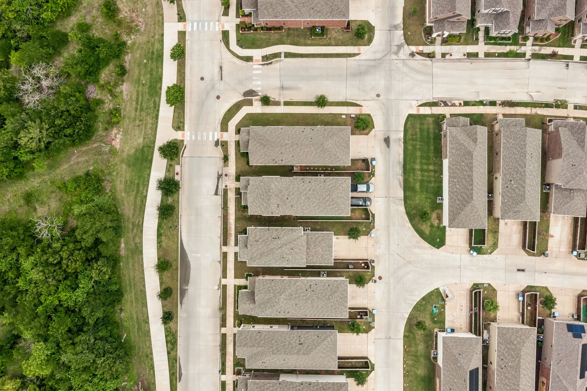 Single Family Residence For Sale in Dallas County , 7905 Chapman Circle, Rowlett, Texas 75089, 3 Bedroom, 3 Bathroom, 2 Garage spaces, 2,311 Sqft, built in 2020, mls#21358029, Real Estate Agent in Rowlett, Homes For Sale in Dallas county, Homes For Sale in Rowlett, Realtor in Rowlett Texas, Real Estate Brokerage Independent Realty Texas, Luminita Cordes Realtor
