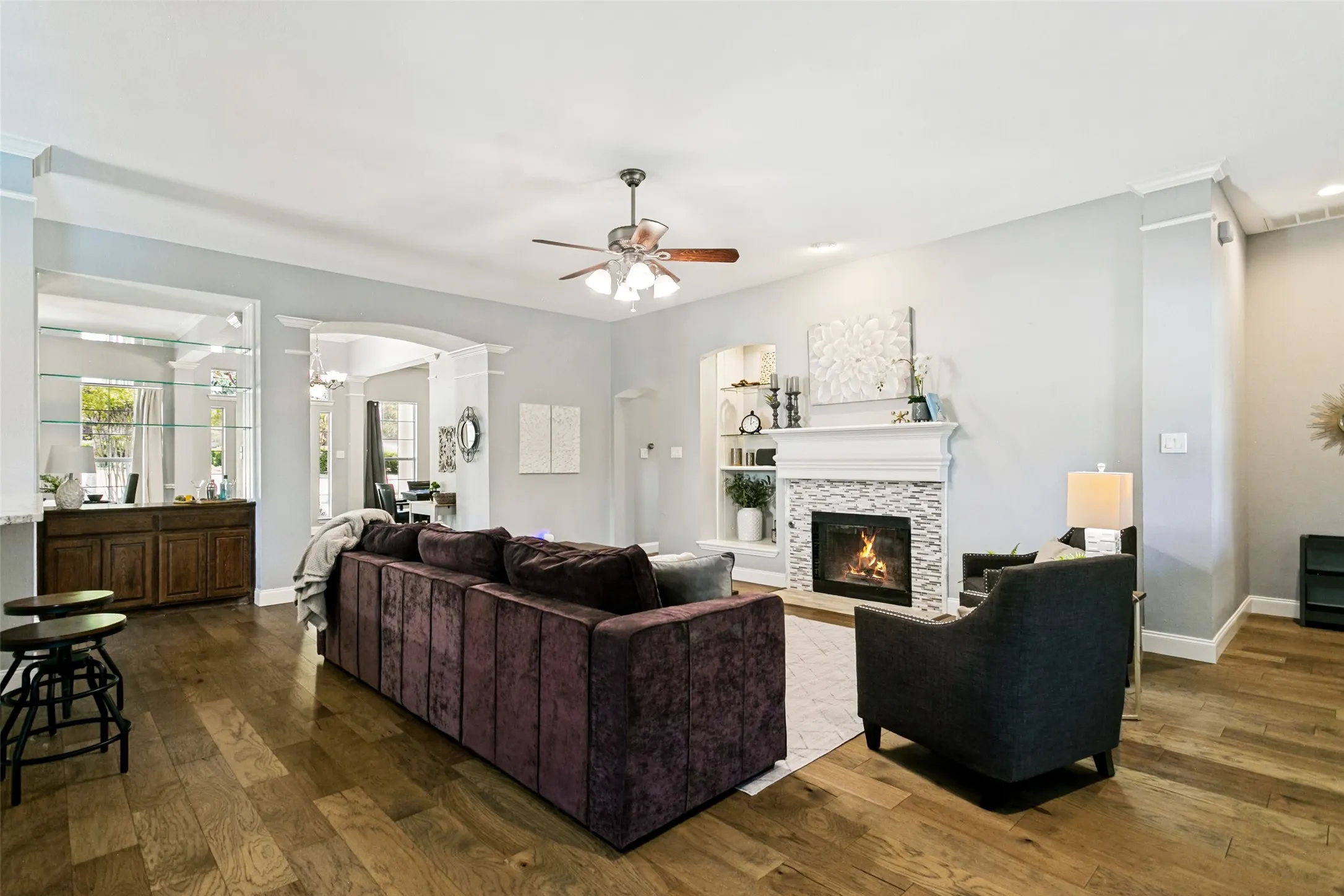 Single Family Residence For Sale in Denton County , 1702 Bluffview Lane, Carrollton, Texas 75007, 4 Bedroom, 4 Bathroom, 3 Garage spaces, 3,407 Sqft, built in 2001, mls#21360088, Real Estate Agent in Carrollton, Homes For Sale in Denton county, Homes For Sale in Carrollton, Realtor in Carrollton Texas, Real Estate Brokerage Independent Realty Texas, Luminita Cordes Realtor