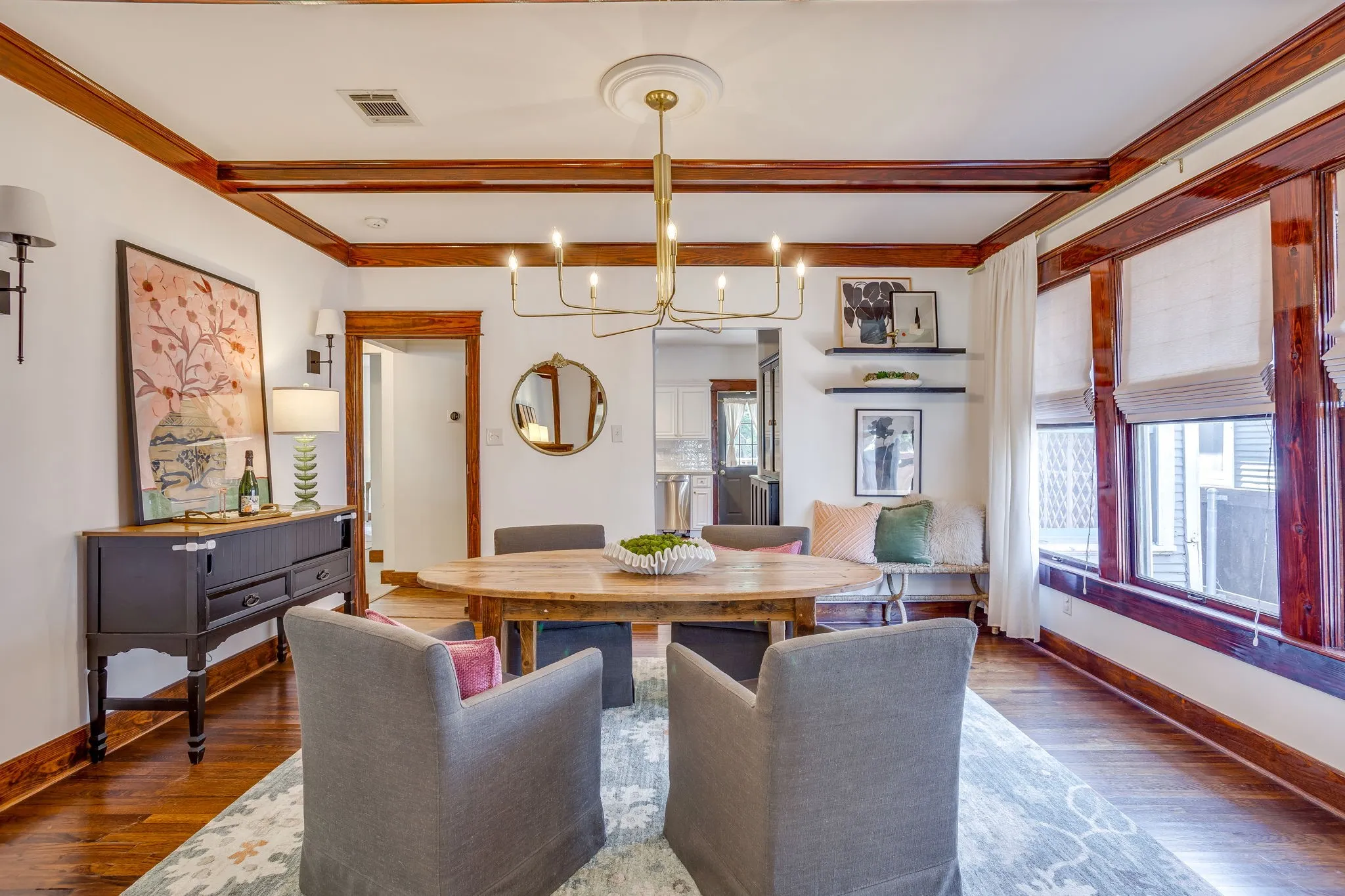 Single Family Residence For Sale in Tarrant County , 1416 S Henderson Street, Fort Worth, Texas 76104, 3 Bedroom, 2 Bathroom, Garage spaces, 1,598 Sqft, built in 1921, mls#21356079, Real Estate Agent in Fort Worth, Homes For Sale in Tarrant county, Homes For Sale in Fort Worth, Realtor in Fort Worth Texas, Real Estate Brokerage Independent Realty Texas, Luminita Cordes Realtor