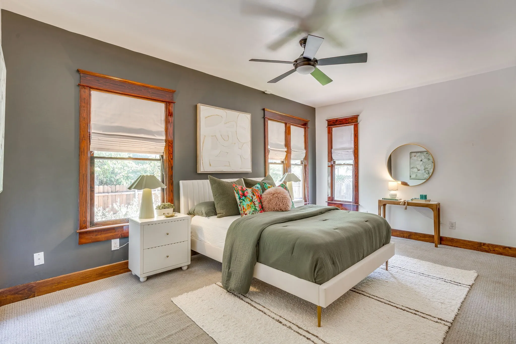 Single Family Residence For Sale in Tarrant County , 1416 S Henderson Street, Fort Worth, Texas 76104, 3 Bedroom, 2 Bathroom, Garage spaces, 1,598 Sqft, built in 1921, mls#21356079, Real Estate Agent in Fort Worth, Homes For Sale in Tarrant county, Homes For Sale in Fort Worth, Realtor in Fort Worth Texas, Real Estate Brokerage Independent Realty Texas, Luminita Cordes Realtor