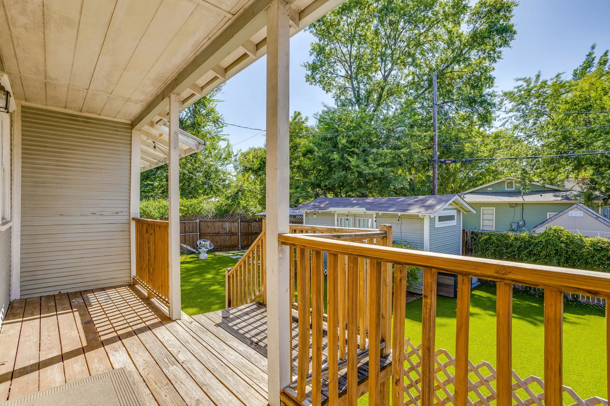 Single Family Residence For Sale in Tarrant County , 1416 S Henderson Street, Fort Worth, Texas 76104, 3 Bedroom, 2 Bathroom, Garage spaces, 1,598 Sqft, built in 1921, mls#21356079, Real Estate Agent in Fort Worth, Homes For Sale in Tarrant county, Homes For Sale in Fort Worth, Realtor in Fort Worth Texas, Real Estate Brokerage Independent Realty Texas, Luminita Cordes Realtor