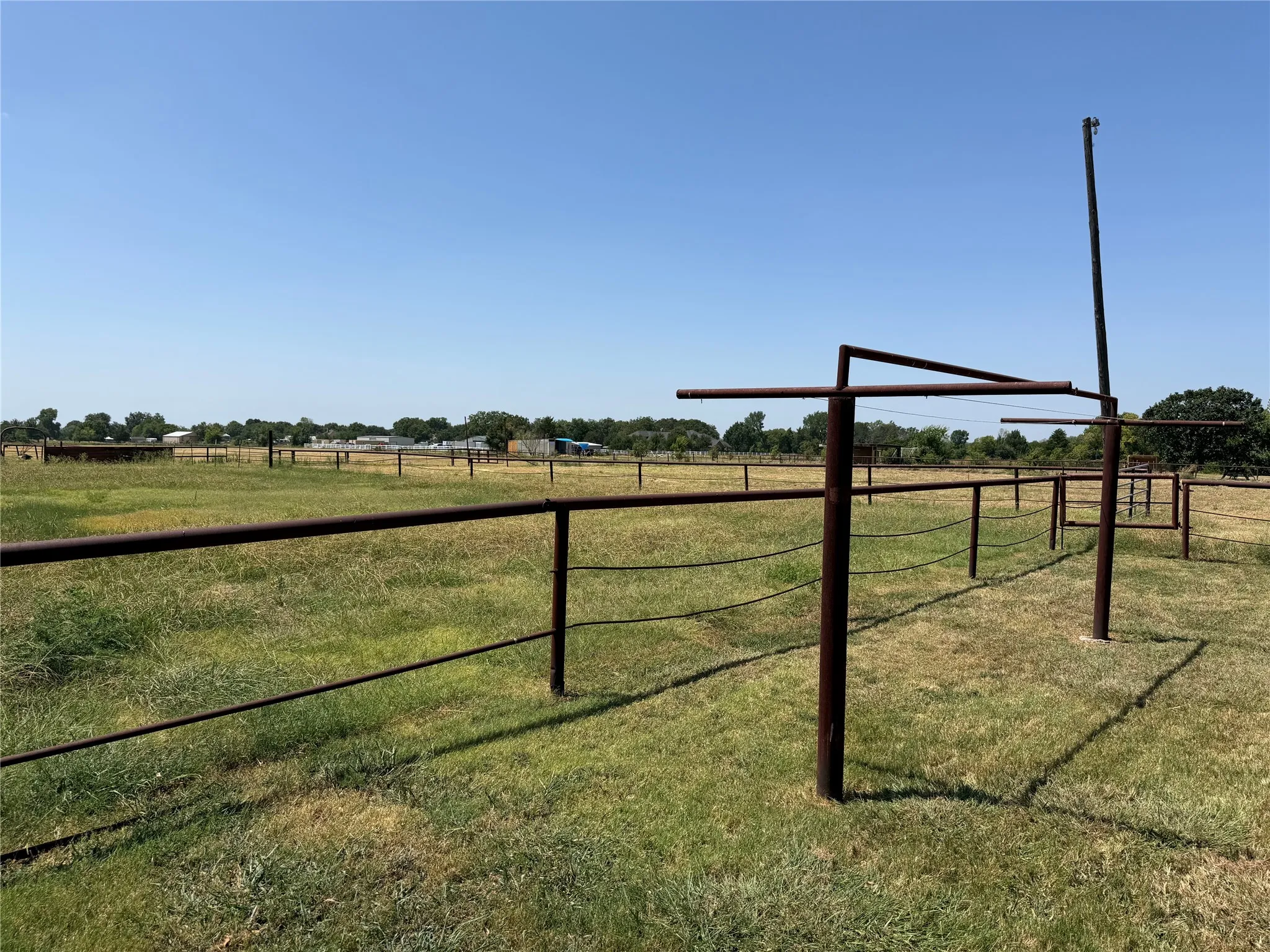 Single Family Residence For Rent in Dallas County , 420 Barnes Bridge Road, Sunnyvale, Texas 75182, 3 Bedroom, 2 Bathroom, Garage spaces, 1,629 Sqft, built in 1950, Price $1,995, mls#21359766, Real Estate Agent in Sunnyvale, Homes For Rent in Dallas county, Homes For Rent in Sunnyvale, Realtor in Sunnyvale Texas, Real Estate Brokerage Independent Realty Texas, Luminita Cordes Realtor