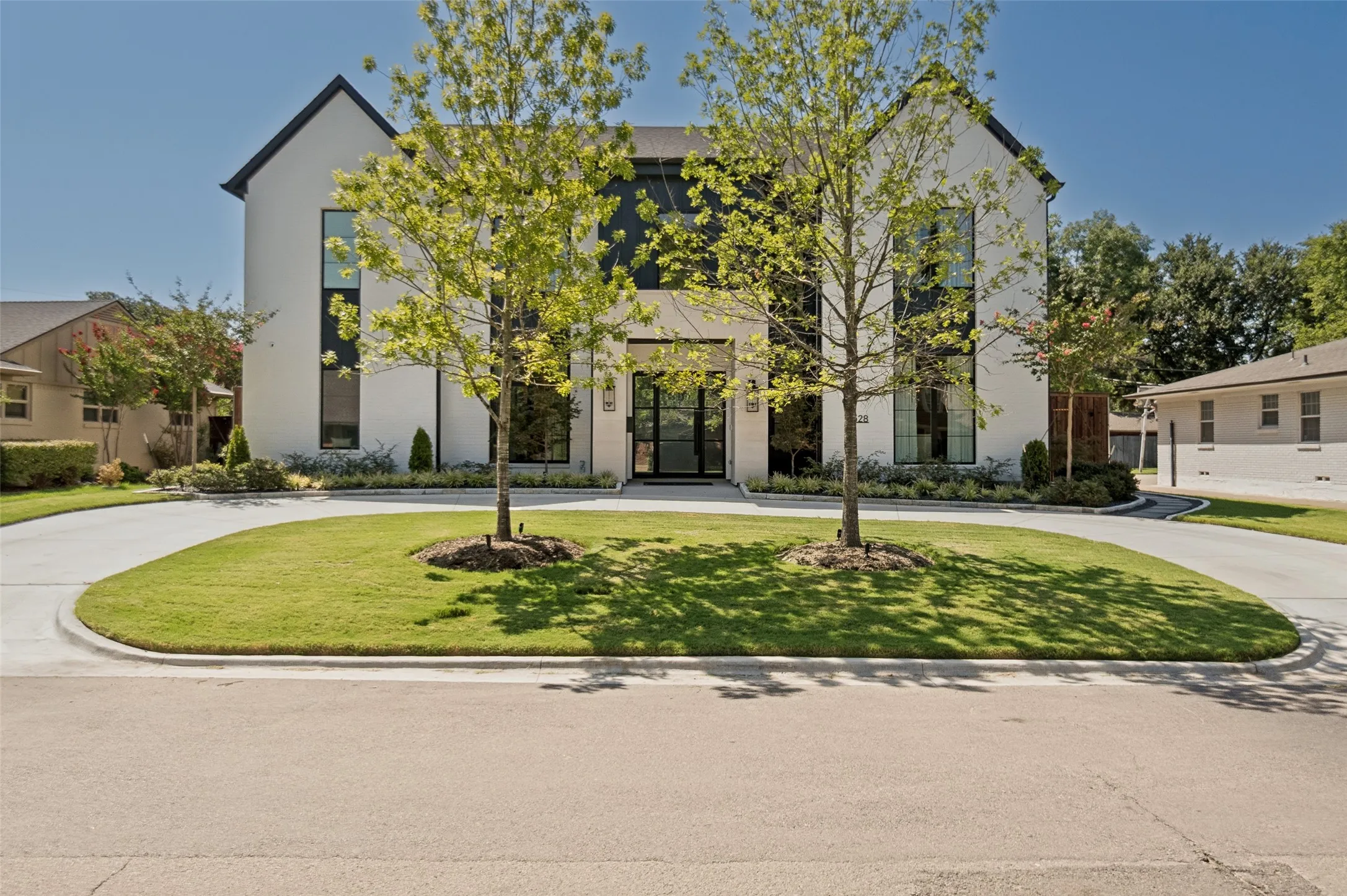 Single Family Residence For Sale in Dallas County , 3528 Norcross Lane, Dallas, Texas 75229, 5 Bedroom, 5 Bathroom, 2 Garage spaces, 5,075 Sqft, built in 2024, mls#21355242, Real Estate Agent in Dallas, Homes For Sale in Dallas county, Homes For Sale in Dallas, Realtor in Dallas Texas, Real Estate Brokerage Independent Realty Texas, Luminita Cordes Realtor