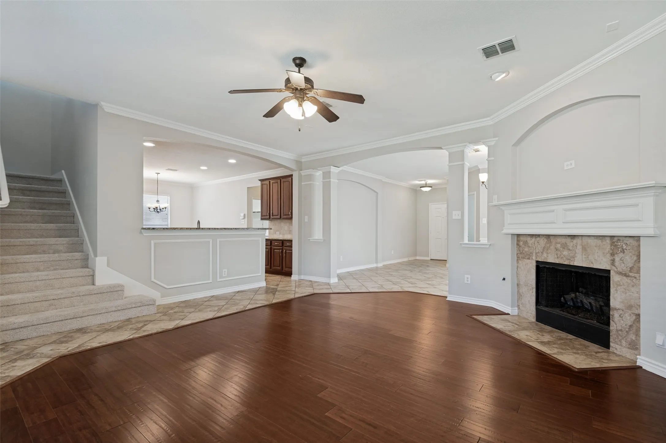 Single Family Residence For Sale in Denton County , 15721 Landing Creek Lane, Fort Worth, Texas 76262, 4 Bedroom, 4 Bathroom, 2 Garage spaces, 3,476 Sqft, built in 2008, mls#21356013, Real Estate Agent in Fort Worth, Homes For Sale in Denton county, Homes For Sale in Fort Worth, Realtor in Fort Worth Texas, Real Estate Brokerage Independent Realty Texas, Luminita Cordes Realtor