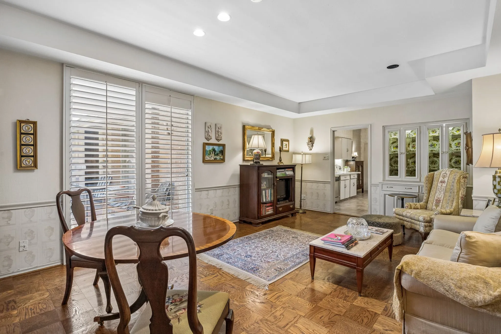 6310 Bandera Ave #C - Tom Hughes Team - Sitting Room