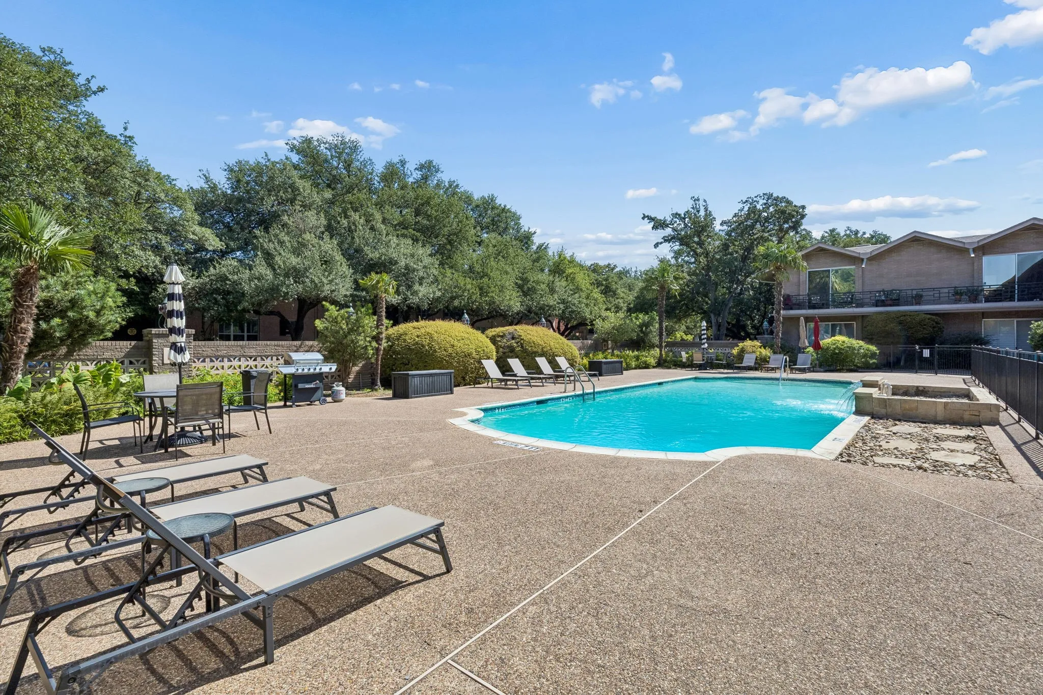 6310 Bandera Ave #C - Tom Hughes Team - Pool