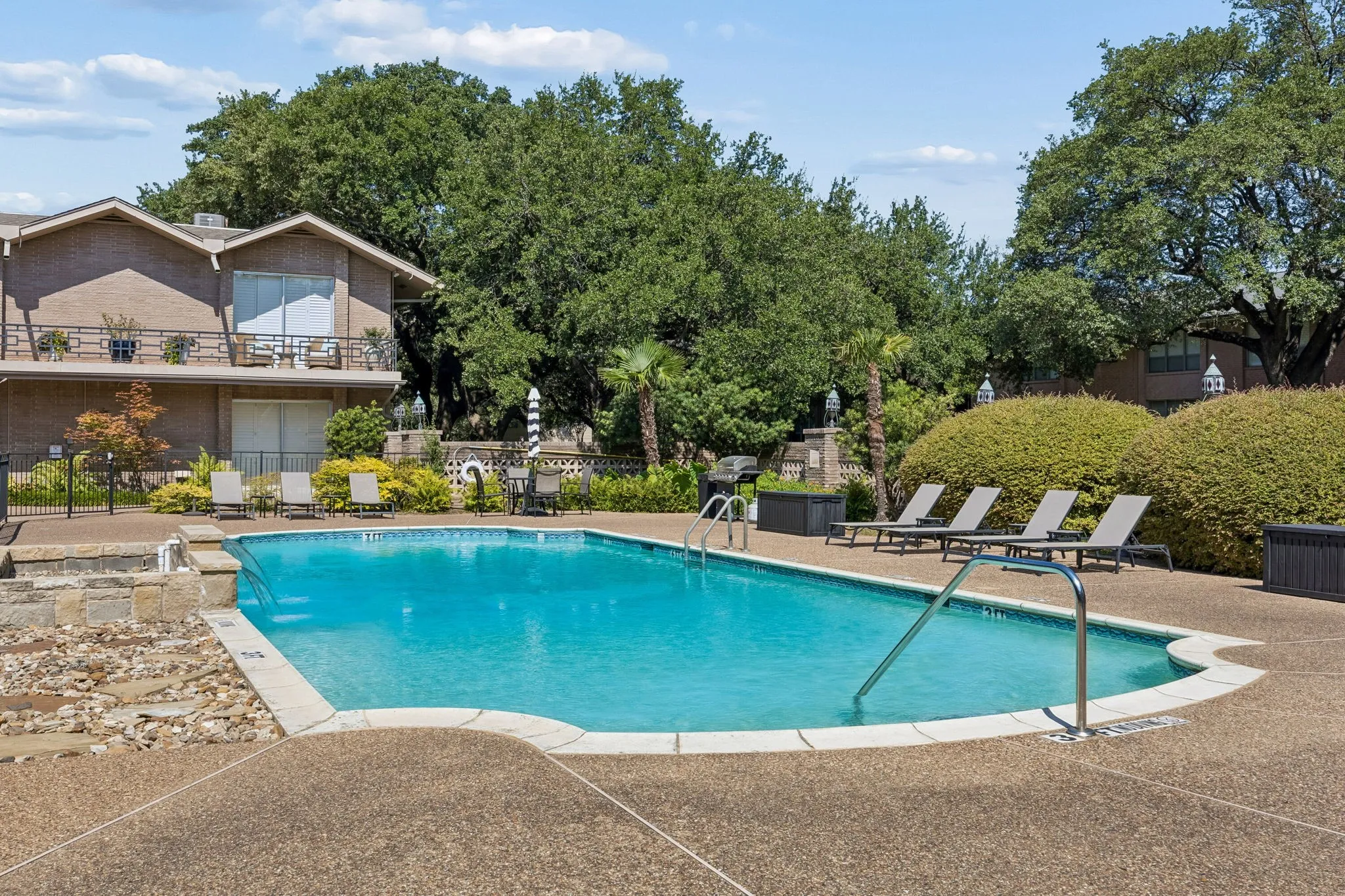 6310 Bandera Ave #C - Tom Hughes Team - Pool
