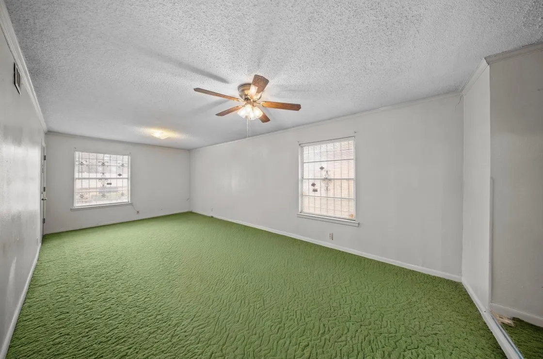 Single Family Residence For Sale in Dallas County , 3916 Kushla Avenue, Dallas, Texas 75216, 4 Bedroom, 2 Bathroom, Garage spaces, 1,582 Sqft, built in 1956, Price $225,000, mls#21360179, Real Estate Agent in Dallas, Homes For Sale in Dallas county, Homes For Sale in Dallas, Realtor in Dallas Texas, Real Estate Brokerage Independent Realty Texas, Luminita Cordes Realtor