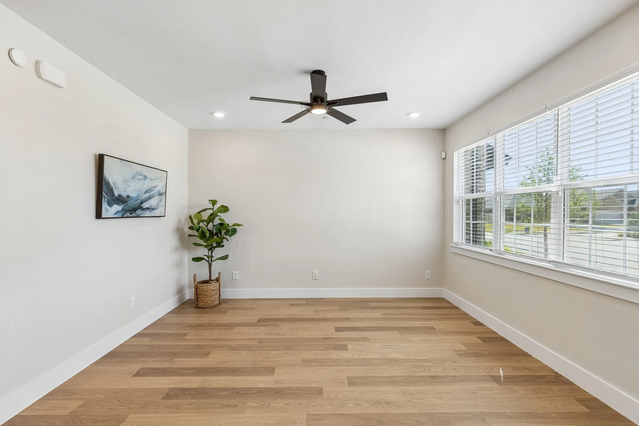 Townhouse For Sale in Collin County , 2504 Red Tailed Hawk Lane, Mc Kinney, Texas 75071, 3 Bedroom, 3 Bathroom, 2 Garage spaces, 1,902 Sqft, built in 2024, mls#21354137, Real Estate Agent in Mc Kinney, Homes For Sale in Collin county, Homes For Sale in Mc Kinney, Realtor in Mc Kinney Texas, Real Estate Brokerage Independent Realty Texas, Luminita Cordes Realtor