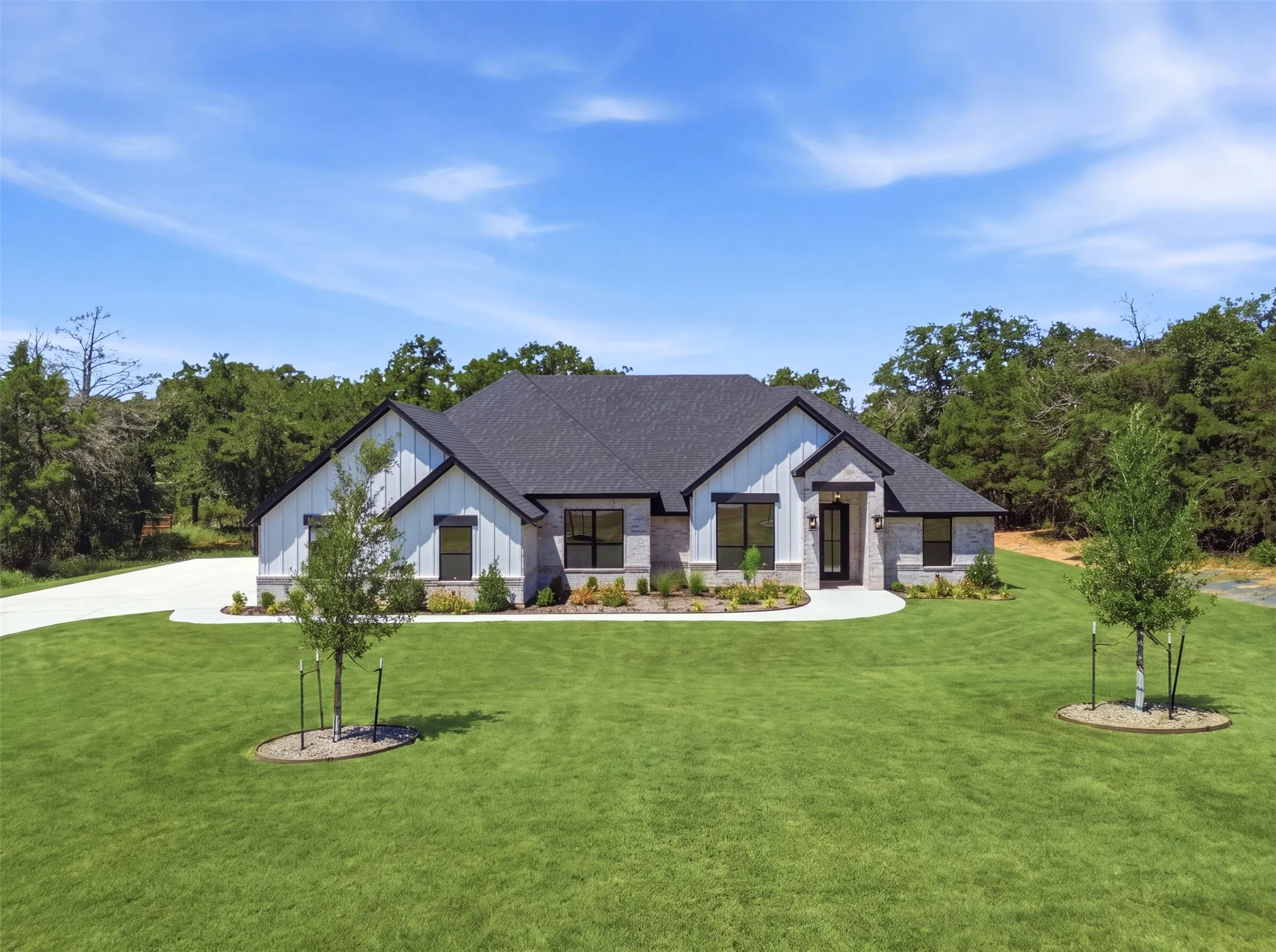 Single Family Residence For Sale in Parker County , 2017 Forest Bridge Drive, Azle, Texas 76020, 4 Bedroom, 3 Bathroom, 3 Garage spaces, 2,625 Sqft, built in 2026, mls#21357162, Real Estate Agent in Azle, Homes For Sale in Parker county, Homes For Sale in Azle, Realtor in Azle Texas, Real Estate Brokerage Independent Realty Texas, Luminita Cordes Realtor