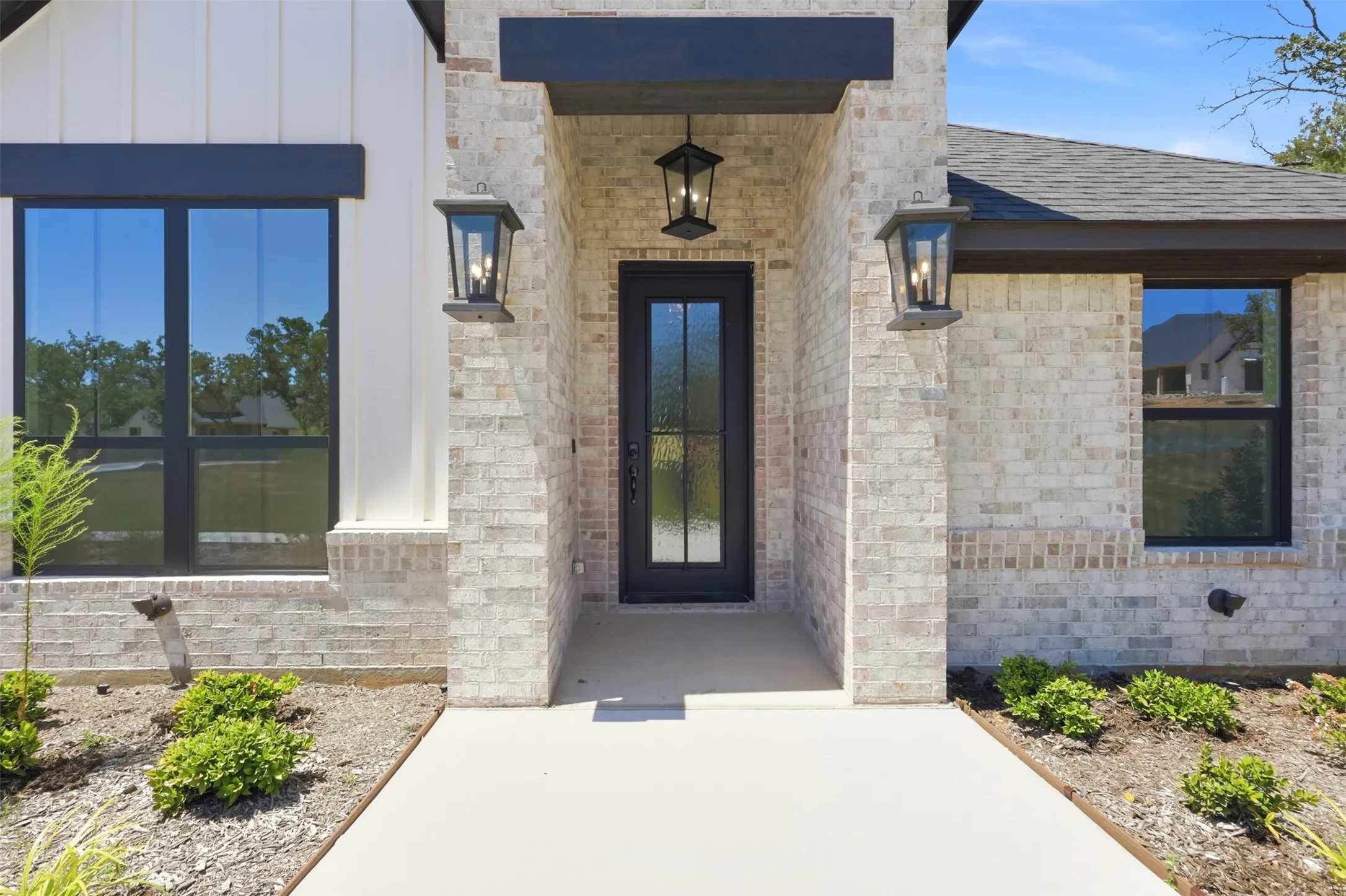 Single Family Residence For Sale in Parker County , 2017 Forest Bridge Drive, Azle, Texas 76020, 4 Bedroom, 3 Bathroom, 3 Garage spaces, 2,625 Sqft, built in 2026, mls#21357162, Real Estate Agent in Azle, Homes For Sale in Parker county, Homes For Sale in Azle, Realtor in Azle Texas, Real Estate Brokerage Independent Realty Texas, Luminita Cordes Realtor