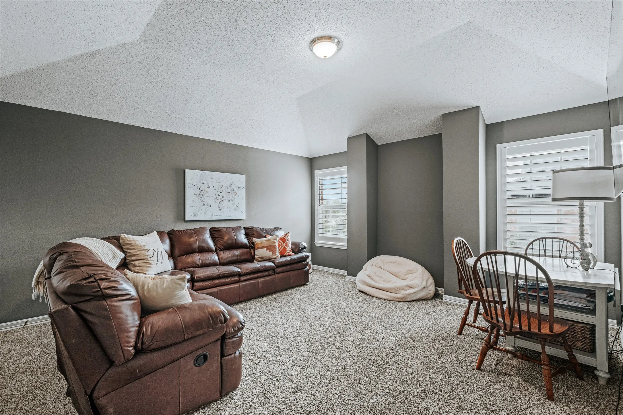 Single Family Residence For Rent in Collin County , 7308 Penny Place, Plano, Texas 75024, 4 Bedroom, 3 Bathroom, 2 Garage spaces, 2,390 Sqft, built in 1994, mls#21359470, Real Estate Agent in Plano, Homes For Rent in Collin county, Homes For Rent in Plano, Realtor in Plano Texas, Real Estate Brokerage Independent Realty Texas, Luminita Cordes Realtor