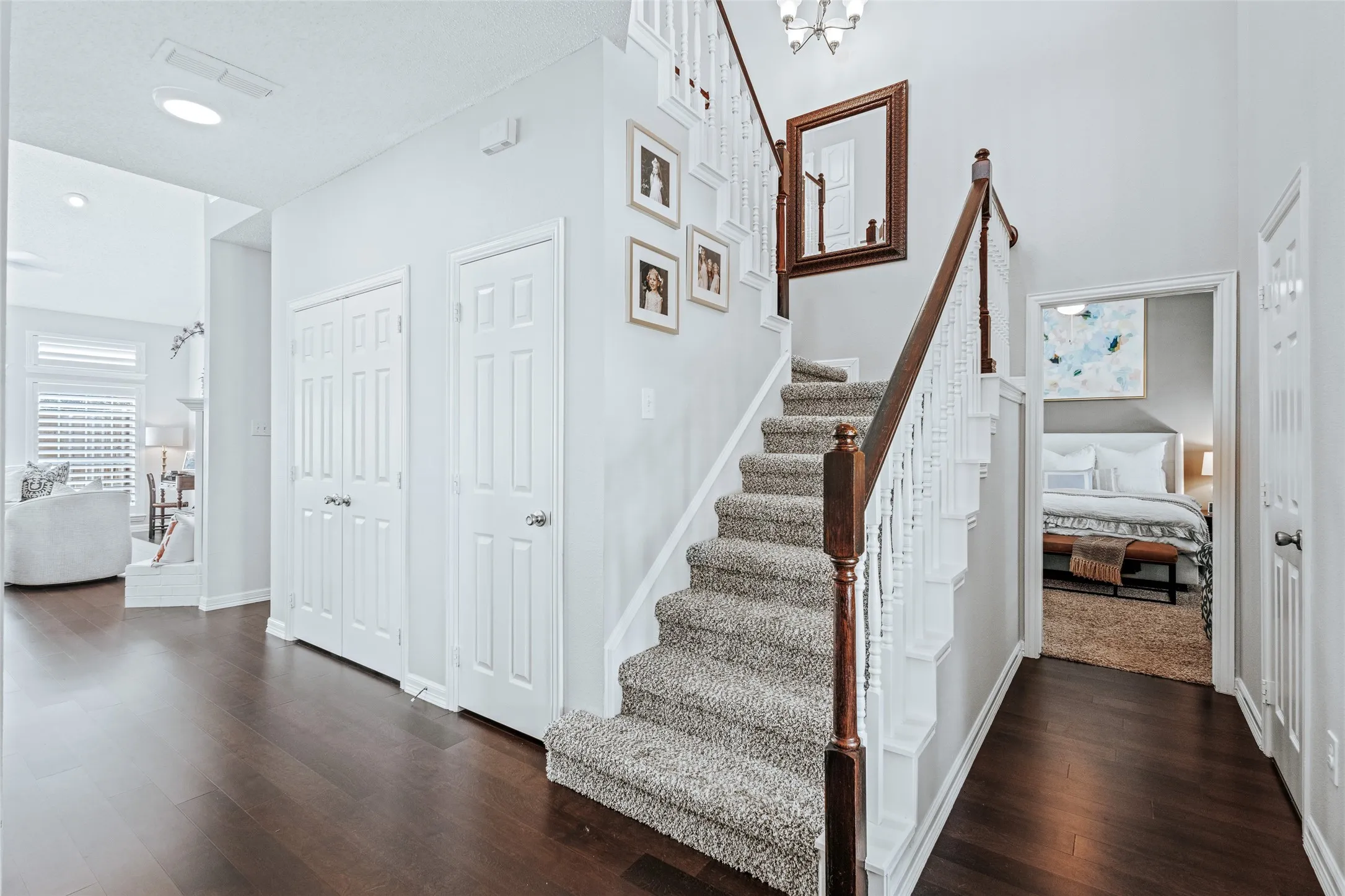 Single Family Residence For Rent in Collin County , 7308 Penny Place, Plano, Texas 75024, 4 Bedroom, 3 Bathroom, 2 Garage spaces, 2,390 Sqft, built in 1994, mls#21359470, Real Estate Agent in Plano, Homes For Rent in Collin county, Homes For Rent in Plano, Realtor in Plano Texas, Real Estate Brokerage Independent Realty Texas, Luminita Cordes Realtor