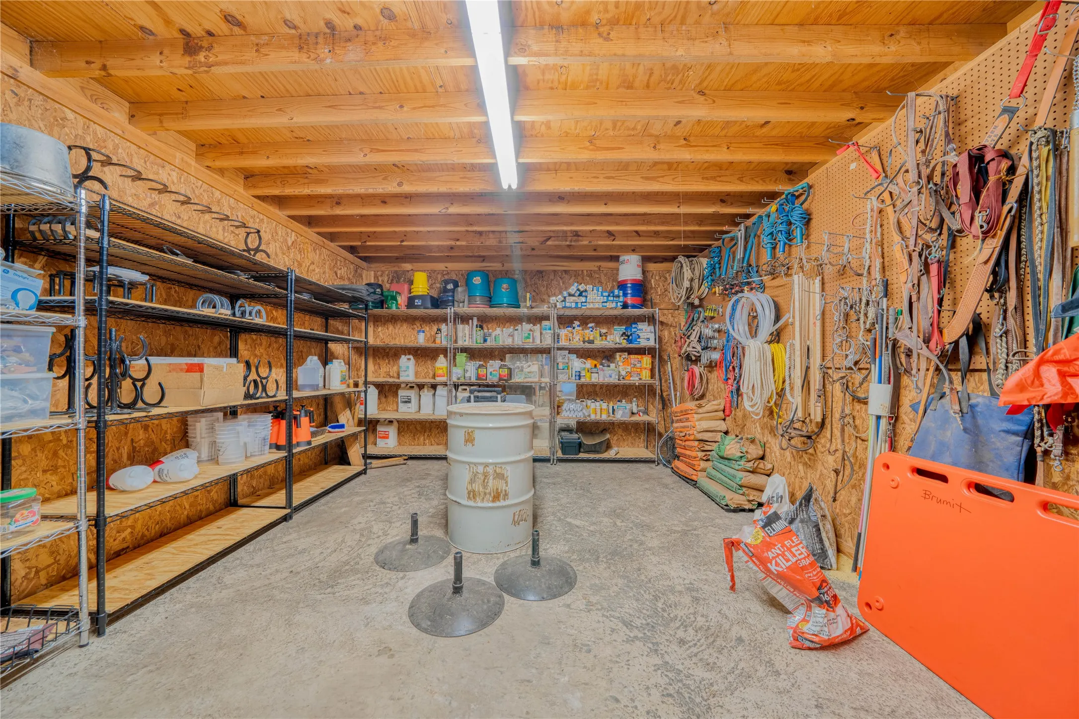 Single Family Residence For Sale in Franklin (TX) County , 8001 Farm Road 1448, Winnsboro, Texas 75494, 4 Bedroom, 4 Bathroom, 2 Garage spaces, 3,505 Sqft, built in 1993, Price $830,000, mls#21360192, Real Estate Agent in Winnsboro, Homes For Sale in Franklin (TX) county, Homes For Sale in Winnsboro, Realtor in Winnsboro Texas, Real Estate Brokerage Independent Realty Texas, Luminita Cordes Realtor