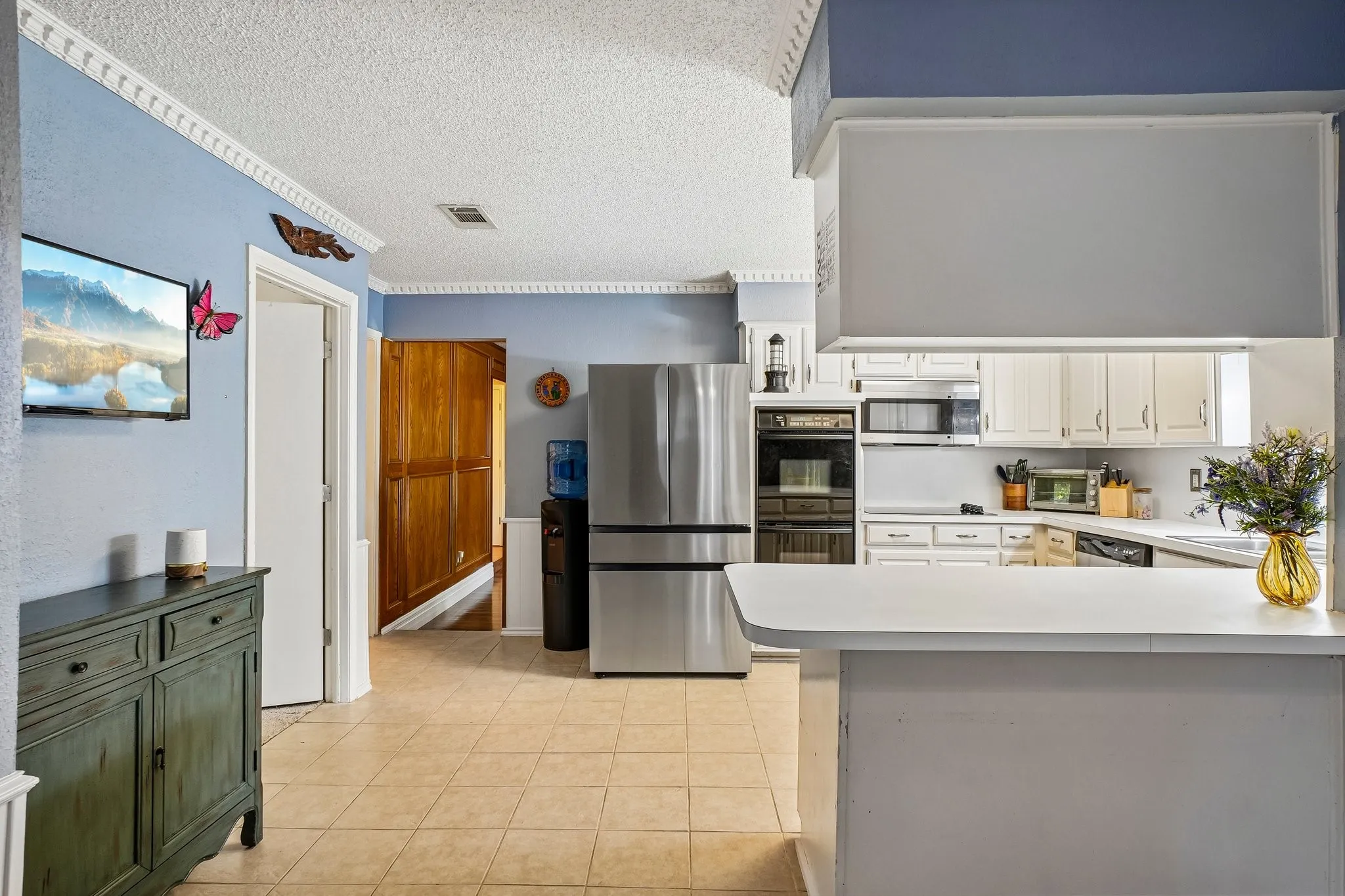 Single Family Residence For Sale in Dallas County , 335 Robin Hill Lane, Duncanville, Texas 75137, 4 Bedroom, 2 Bathroom, 2 Garage spaces, 2,092 Sqft, built in 1976, mls#21359758, Real Estate Agent in Duncanville, Homes For Sale in Dallas county, Homes For Sale in Duncanville, Realtor in Duncanville Texas, Real Estate Brokerage Independent Realty Texas, Luminita Cordes Realtor