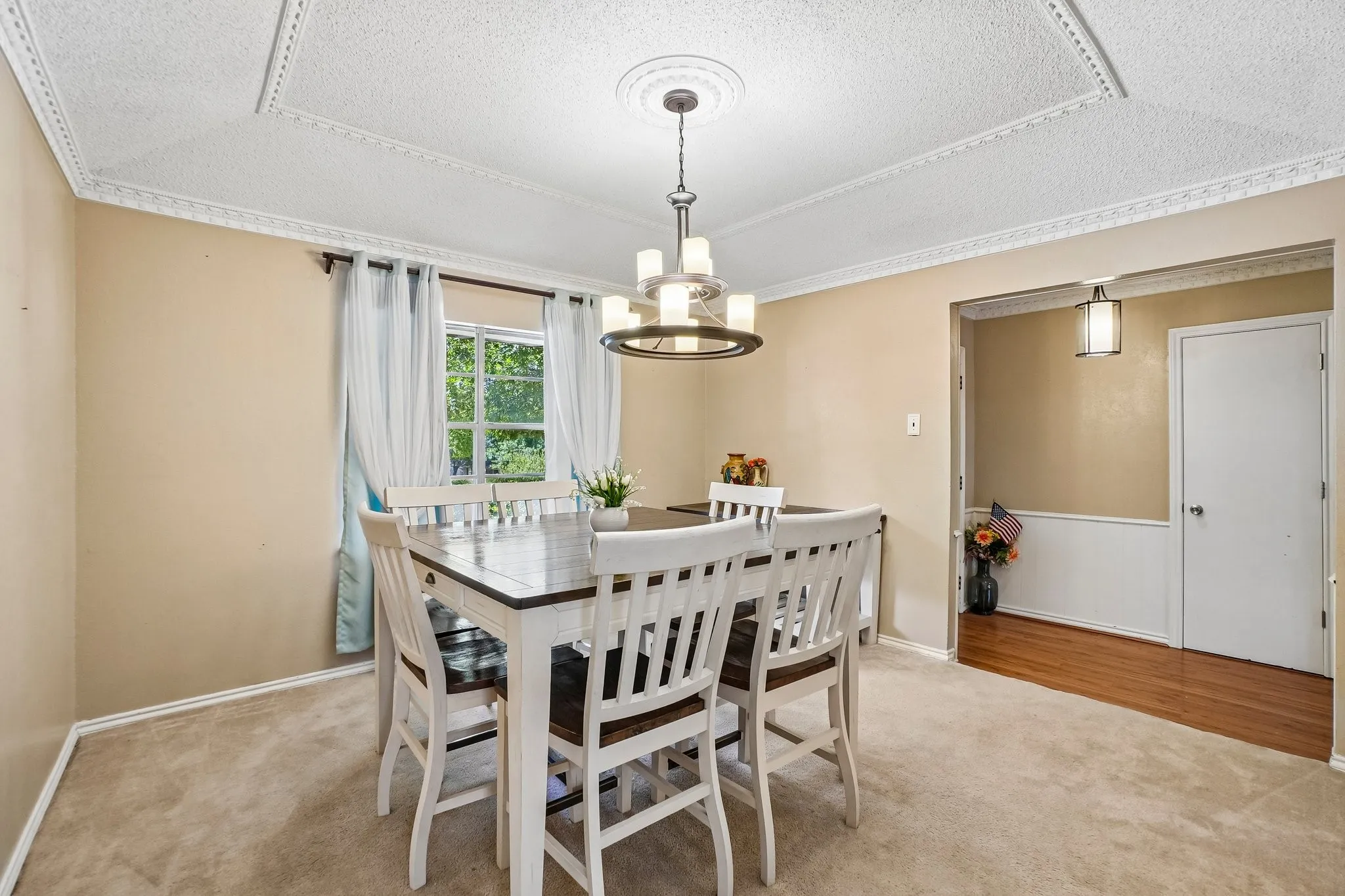 Single Family Residence For Sale in Dallas County , 335 Robin Hill Lane, Duncanville, Texas 75137, 4 Bedroom, 2 Bathroom, 2 Garage spaces, 2,092 Sqft, built in 1976, mls#21359758, Real Estate Agent in Duncanville, Homes For Sale in Dallas county, Homes For Sale in Duncanville, Realtor in Duncanville Texas, Real Estate Brokerage Independent Realty Texas, Luminita Cordes Realtor