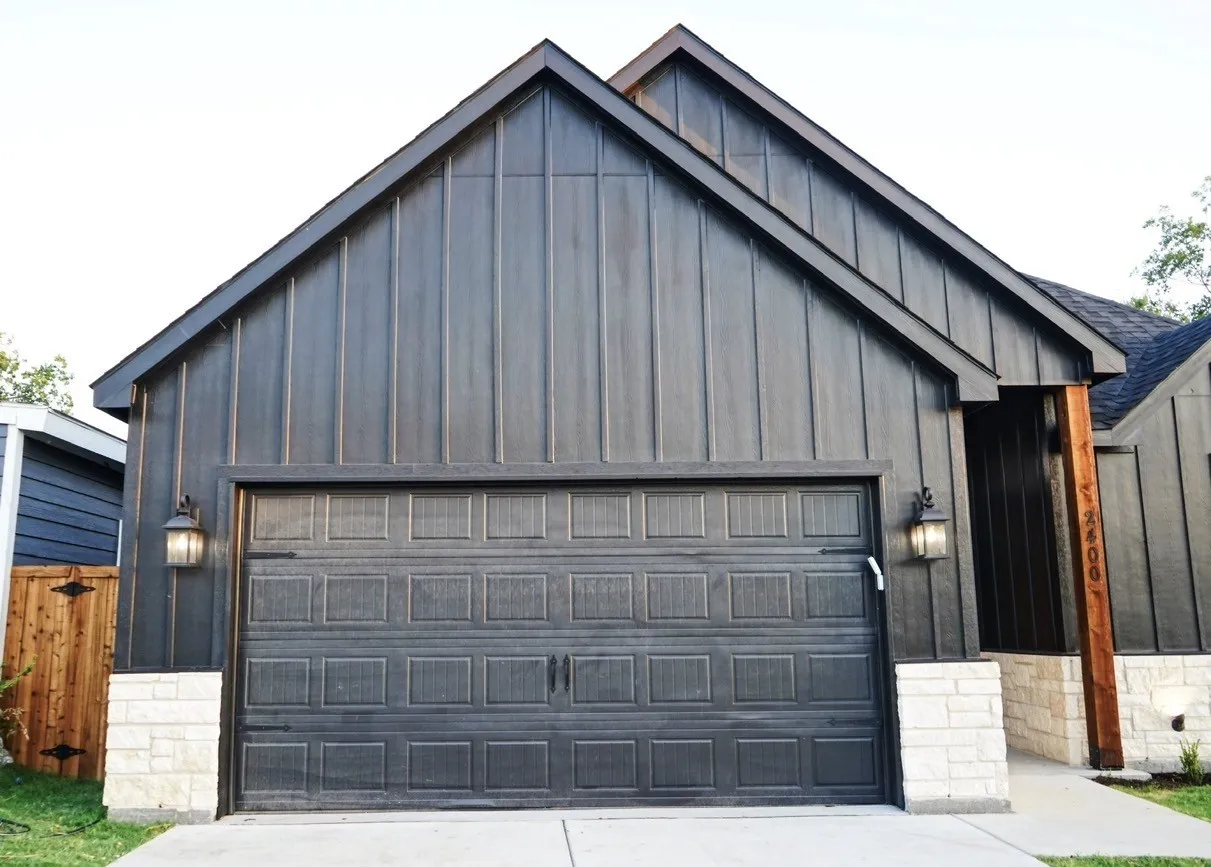 Single Family Residence For Sale in Tarrant County , 2400 Irion Avenue, Fort Worth, Texas 76106, 3 Bedroom, 2 Bathroom, 2 Garage spaces, 1,690 Sqft, built in 2026, mls#21359452, Real Estate Agent in Fort Worth, Homes For Sale in Tarrant county, Homes For Sale in Fort Worth, Realtor in Fort Worth Texas, Real Estate Brokerage Independent Realty Texas, Luminita Cordes Realtor