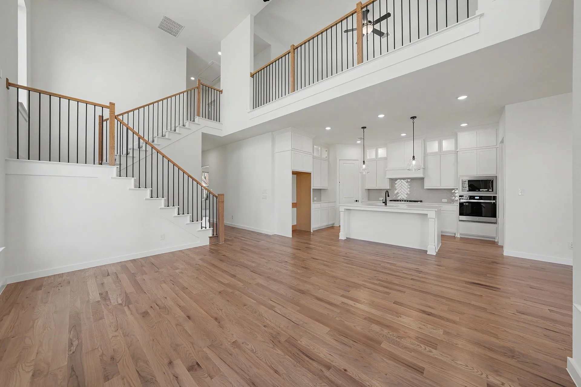 Single Family Residence For Sale in Collin County , 800 Caroline Drive, Celina, Texas 75009, 4 Bedroom, 4 Bathroom, 2 Garage spaces, 2,911 Sqft, built in 2026, mls#21360210, Real Estate Agent in Celina, Homes For Sale in Collin county, Homes For Sale in Celina, Realtor in Celina Texas, Real Estate Brokerage Independent Realty Texas, Luminita Cordes Realtor