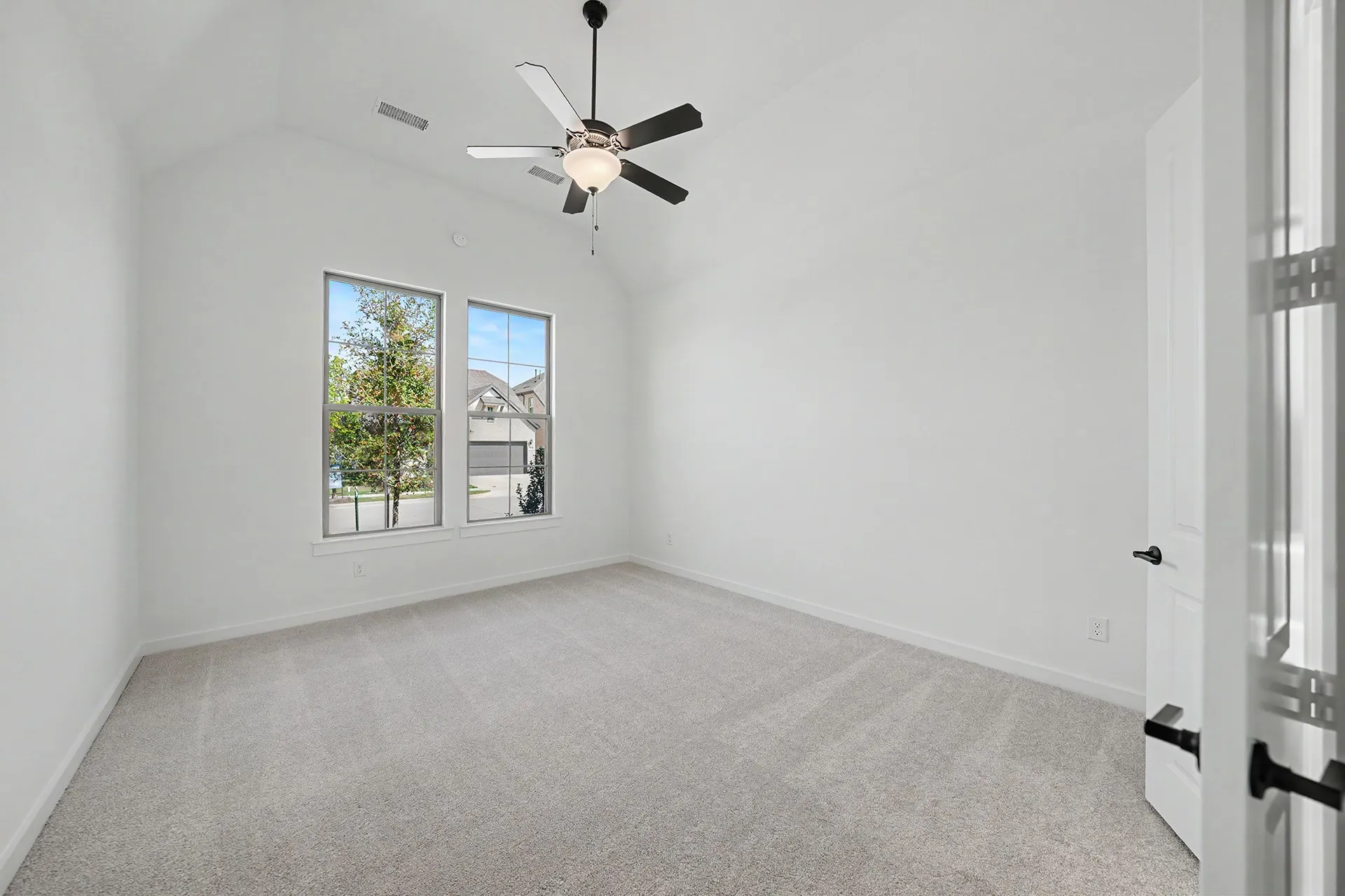 Single Family Residence For Sale in Collin County , 800 Caroline Drive, Celina, Texas 75009, 4 Bedroom, 4 Bathroom, 2 Garage spaces, 2,911 Sqft, built in 2026, mls#21360210, Real Estate Agent in Celina, Homes For Sale in Collin county, Homes For Sale in Celina, Realtor in Celina Texas, Real Estate Brokerage Independent Realty Texas, Luminita Cordes Realtor