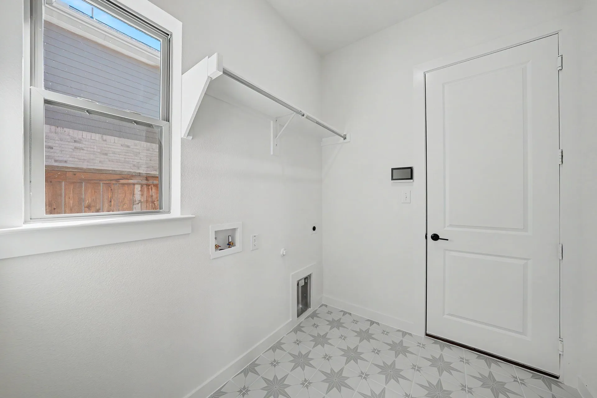 Single Family Residence For Sale in Collin County , 800 Caroline Drive, Celina, Texas 75009, 4 Bedroom, 4 Bathroom, 2 Garage spaces, 2,911 Sqft, built in 2026, mls#21360210, Real Estate Agent in Celina, Homes For Sale in Collin county, Homes For Sale in Celina, Realtor in Celina Texas, Real Estate Brokerage Independent Realty Texas, Luminita Cordes Realtor