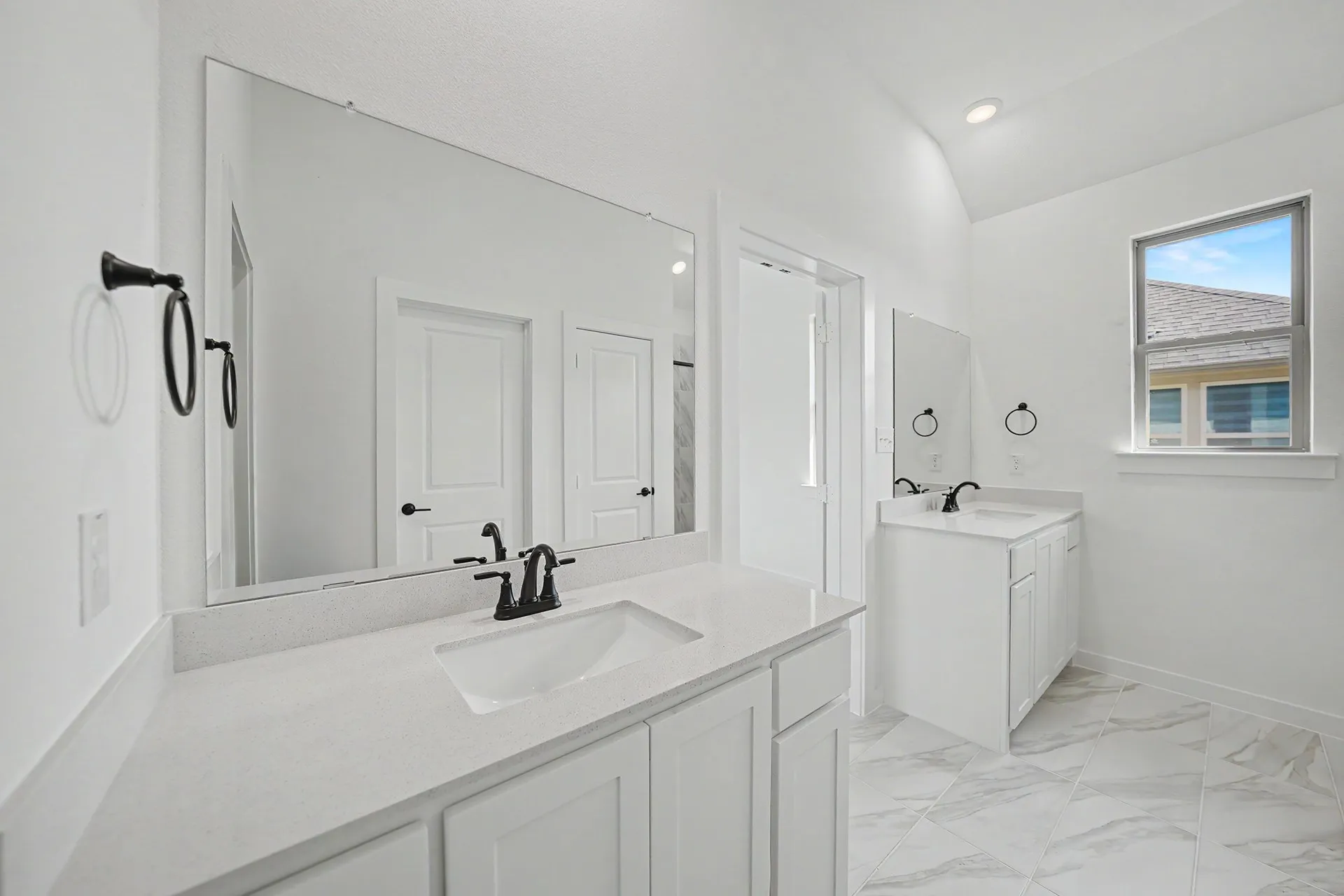 Single Family Residence For Sale in Collin County , 800 Caroline Drive, Celina, Texas 75009, 4 Bedroom, 4 Bathroom, 2 Garage spaces, 2,911 Sqft, built in 2026, mls#21360210, Real Estate Agent in Celina, Homes For Sale in Collin county, Homes For Sale in Celina, Realtor in Celina Texas, Real Estate Brokerage Independent Realty Texas, Luminita Cordes Realtor