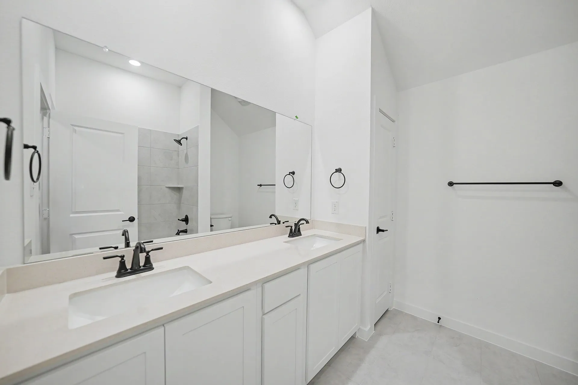 Single Family Residence For Sale in Collin County , 728 Caroline Drive, Celina, Texas 75009, 4 Bedroom, 3 Bathroom, 2 Garage spaces, 2,930 Sqft, built in 2026, mls#21360220, Real Estate Agent in Celina, Homes For Sale in Collin county, Homes For Sale in Celina, Realtor in Celina Texas, Real Estate Brokerage Independent Realty Texas, Luminita Cordes Realtor