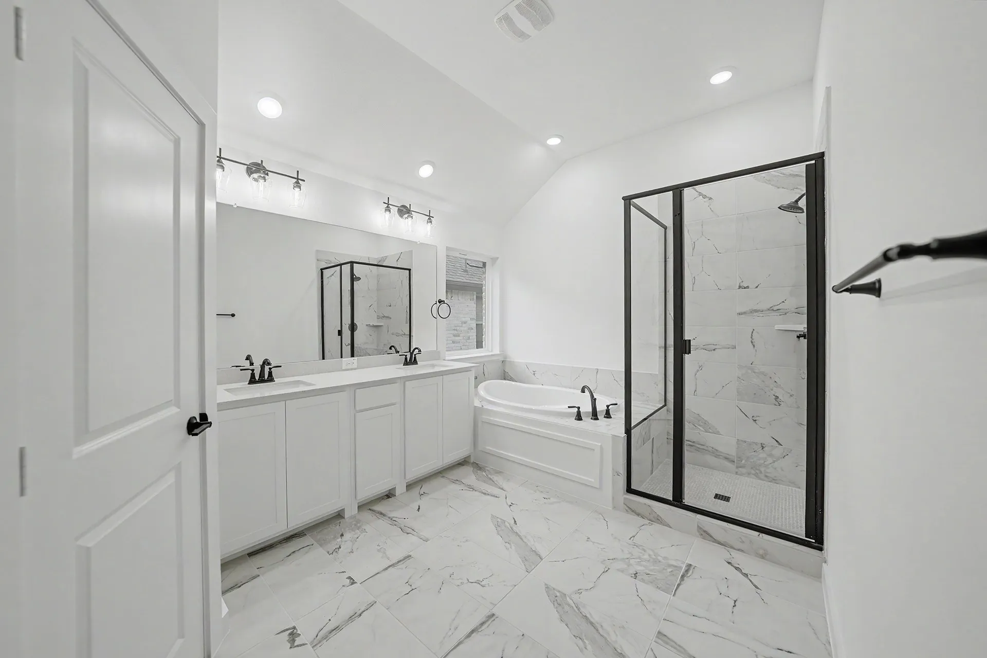 Single Family Residence For Sale in Collin County , 728 Caroline Drive, Celina, Texas 75009, 4 Bedroom, 3 Bathroom, 2 Garage spaces, 2,930 Sqft, built in 2026, mls#21360220, Real Estate Agent in Celina, Homes For Sale in Collin county, Homes For Sale in Celina, Realtor in Celina Texas, Real Estate Brokerage Independent Realty Texas, Luminita Cordes Realtor