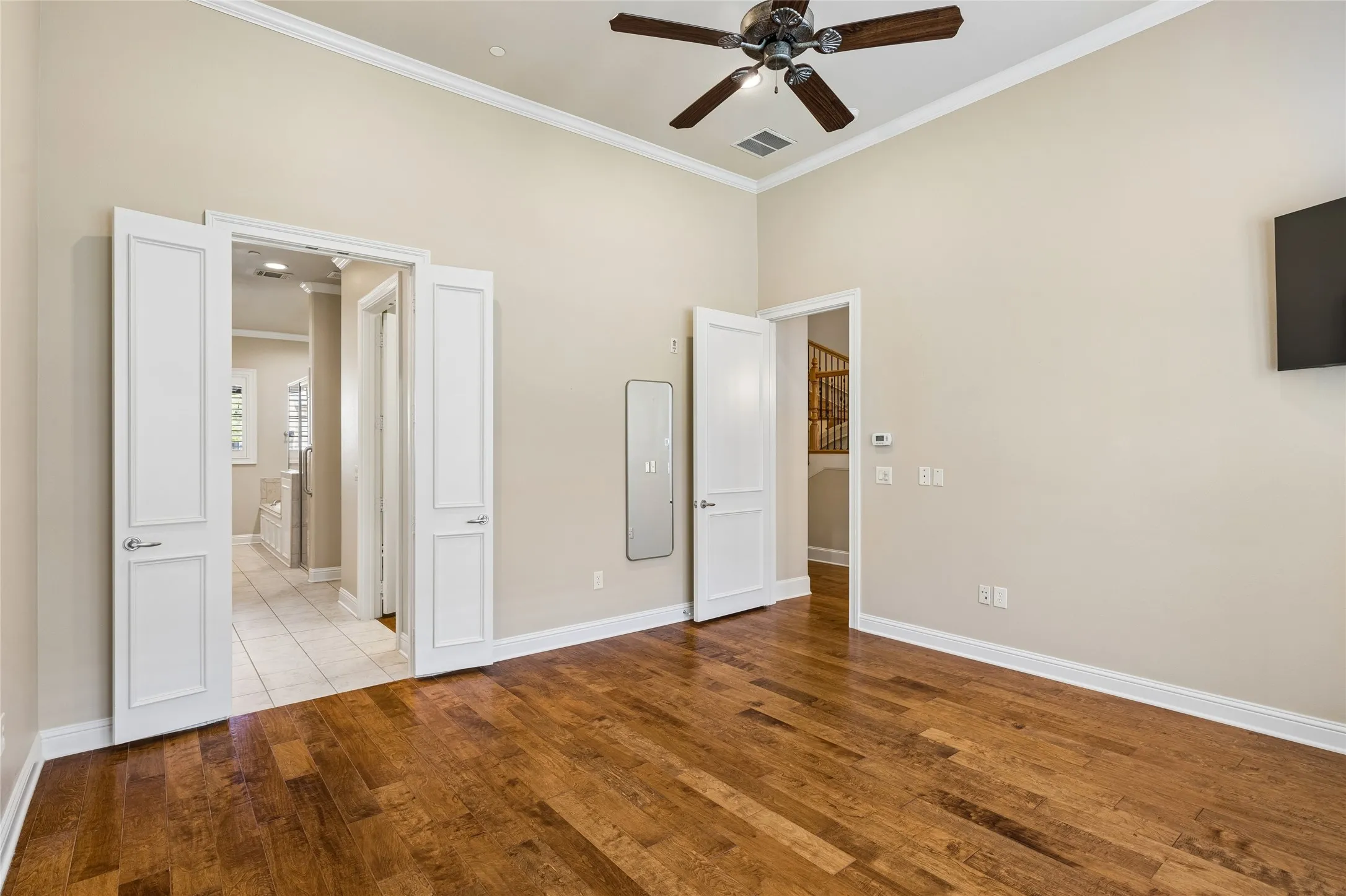 Condominium For Sale in Tarrant County , 310 Watermere Drive, Southlake, Texas 76092, 3 Bedroom, 4 Bathroom, 2 Garage spaces, 2,723 Sqft, built in 2007, mls#21359679, Real Estate Agent in Southlake, Homes For Sale in Tarrant county, Homes For Sale in Southlake, Realtor in Southlake Texas, Real Estate Brokerage Independent Realty Texas, Luminita Cordes Realtor