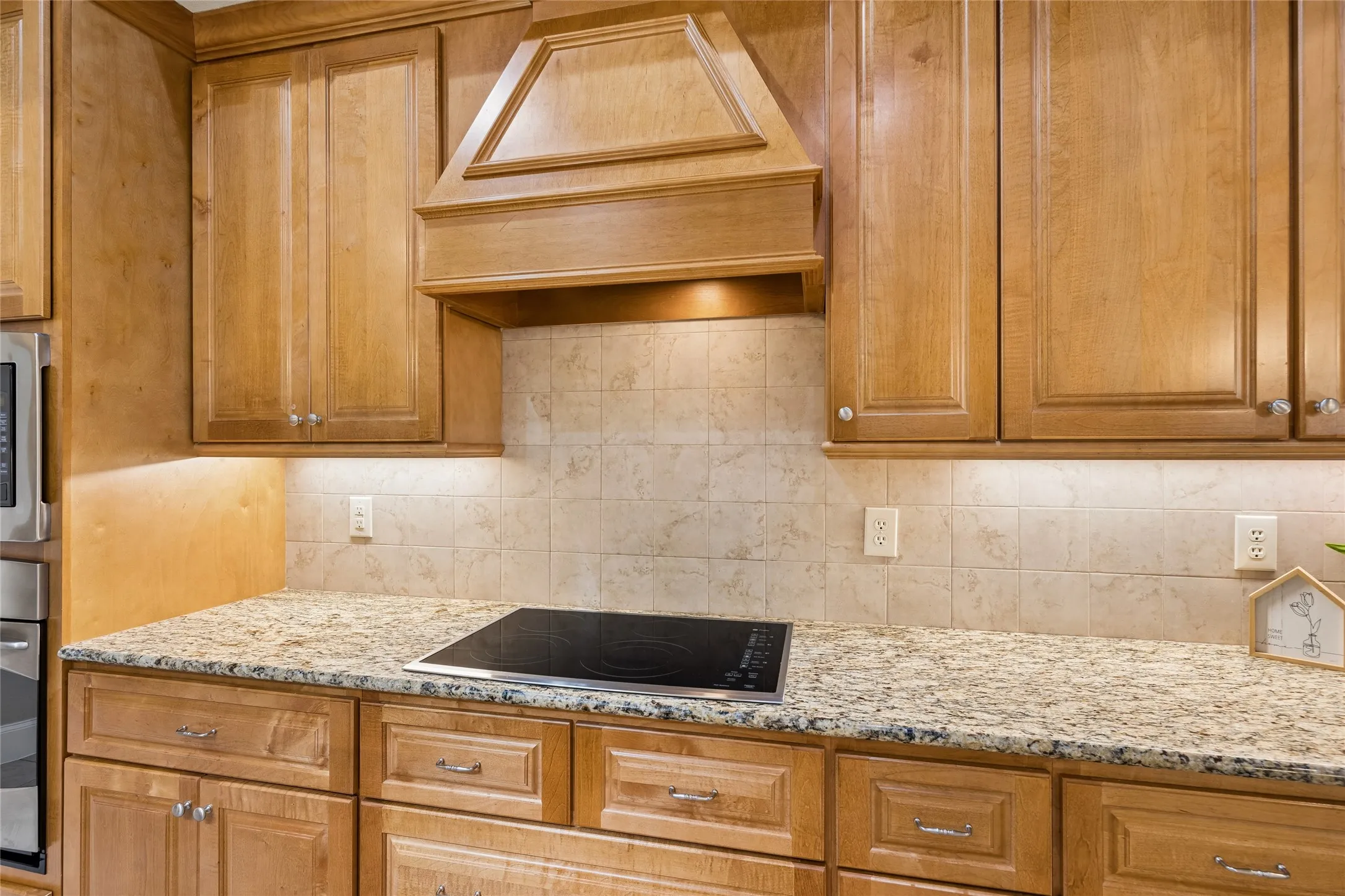 Condominium For Sale in Tarrant County , 310 Watermere Drive, Southlake, Texas 76092, 3 Bedroom, 4 Bathroom, 2 Garage spaces, 2,723 Sqft, built in 2007, mls#21359679, Real Estate Agent in Southlake, Homes For Sale in Tarrant county, Homes For Sale in Southlake, Realtor in Southlake Texas, Real Estate Brokerage Independent Realty Texas, Luminita Cordes Realtor