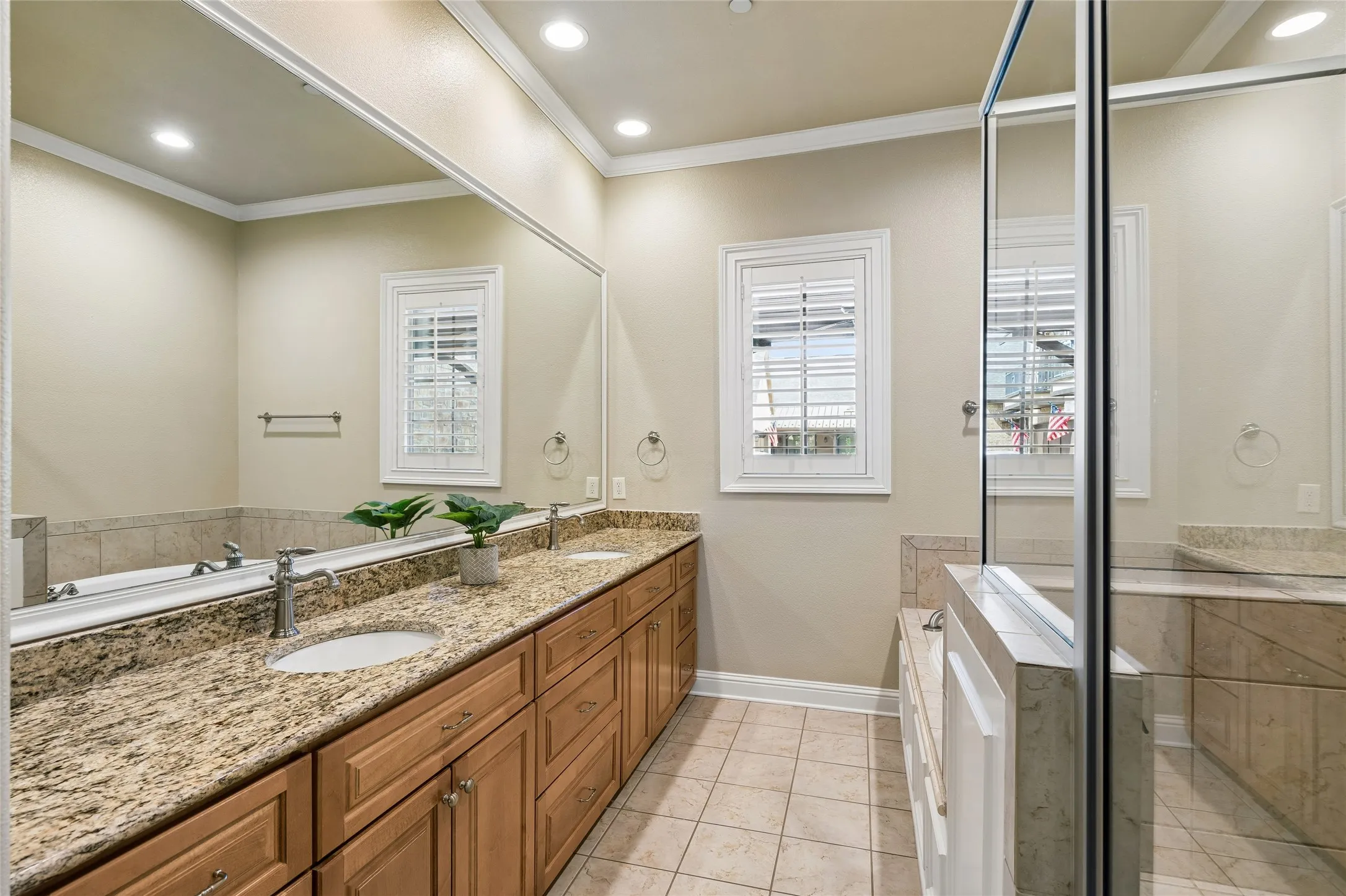 Condominium For Sale in Tarrant County , 310 Watermere Drive, Southlake, Texas 76092, 3 Bedroom, 4 Bathroom, 2 Garage spaces, 2,723 Sqft, built in 2007, mls#21359679, Real Estate Agent in Southlake, Homes For Sale in Tarrant county, Homes For Sale in Southlake, Realtor in Southlake Texas, Real Estate Brokerage Independent Realty Texas, Luminita Cordes Realtor