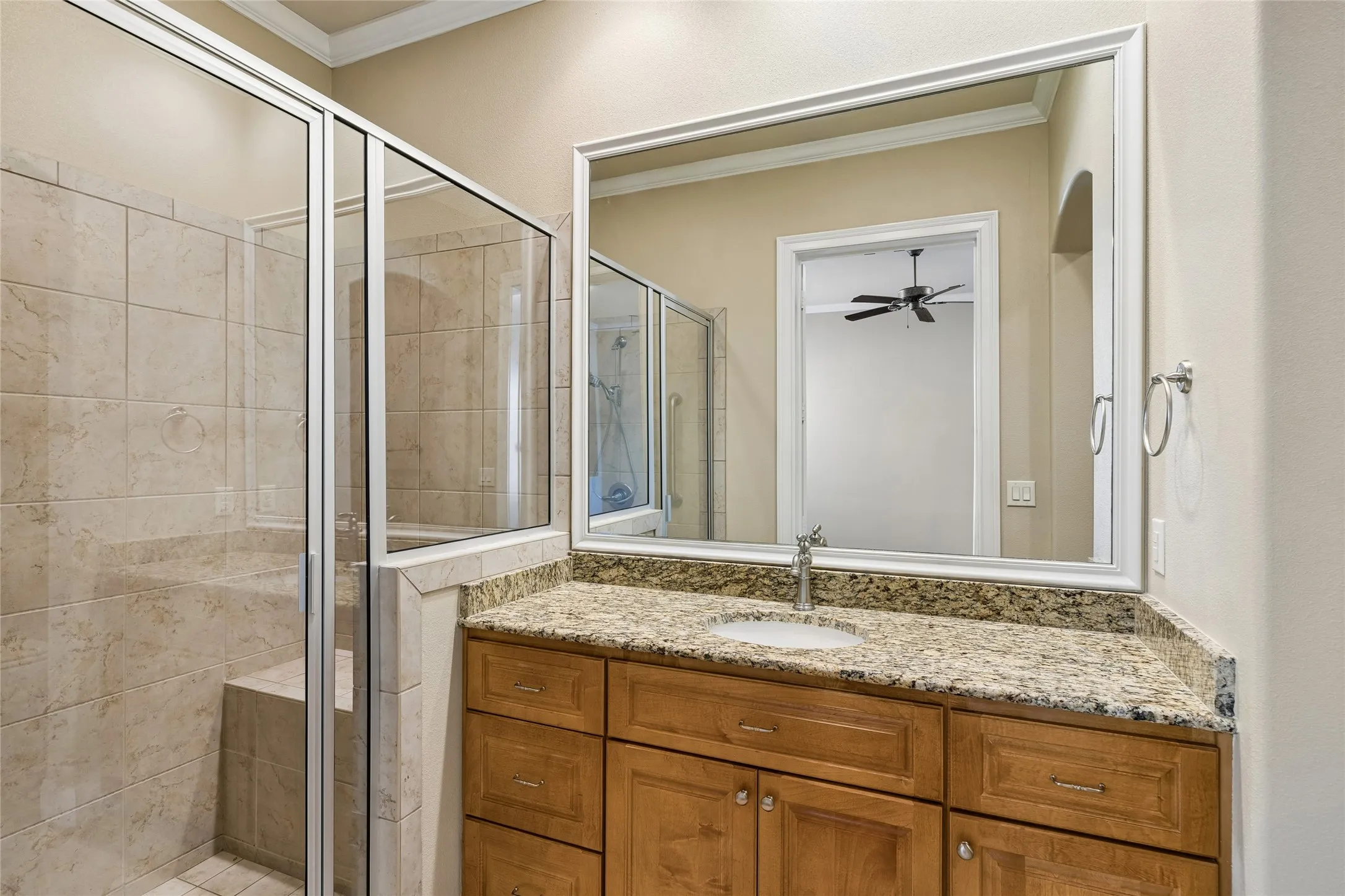 Condominium For Sale in Tarrant County , 310 Watermere Drive, Southlake, Texas 76092, 3 Bedroom, 4 Bathroom, 2 Garage spaces, 2,723 Sqft, built in 2007, mls#21359679, Real Estate Agent in Southlake, Homes For Sale in Tarrant county, Homes For Sale in Southlake, Realtor in Southlake Texas, Real Estate Brokerage Independent Realty Texas, Luminita Cordes Realtor