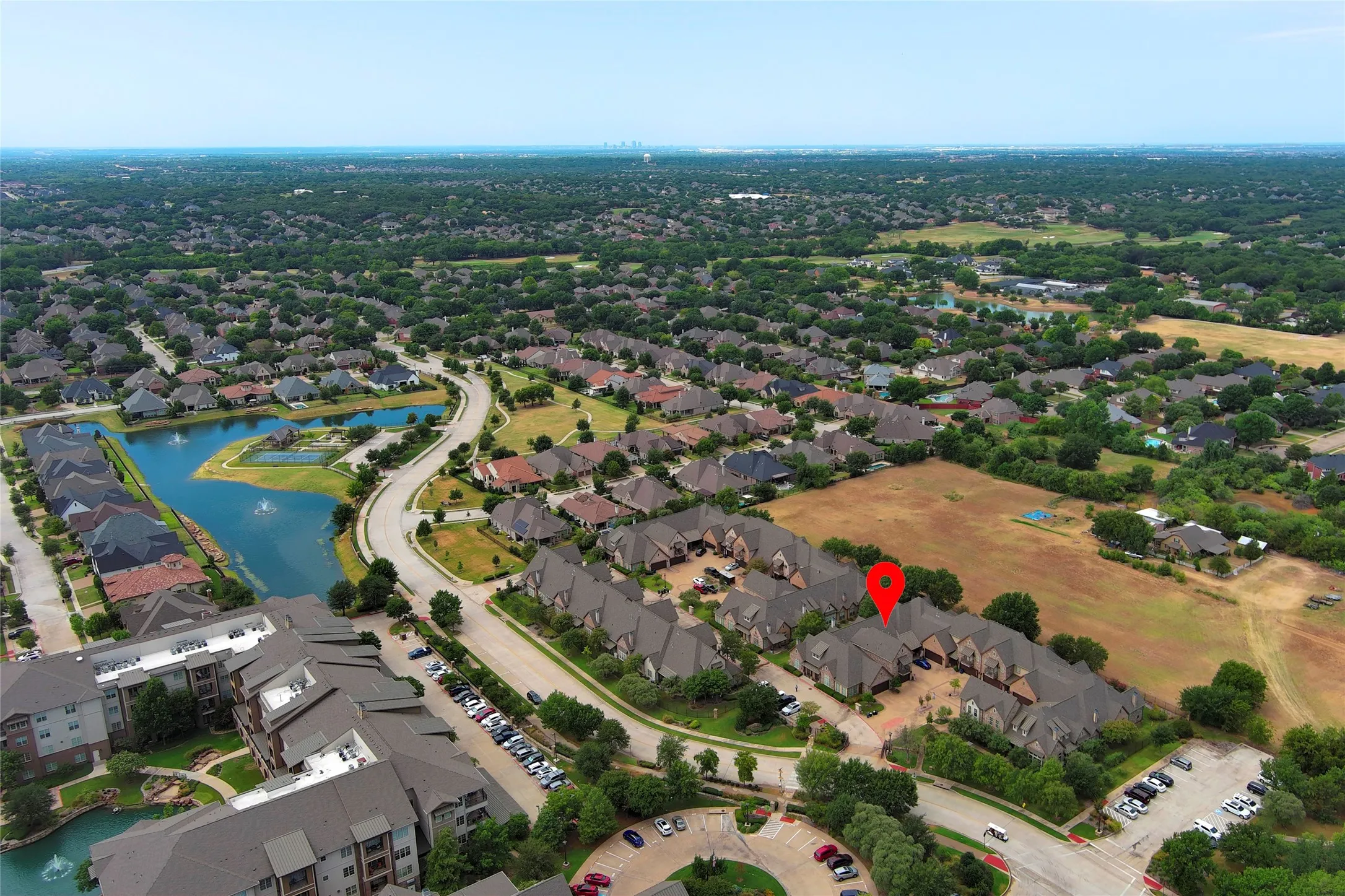 Condominium For Sale in Tarrant County , 310 Watermere Drive, Southlake, Texas 76092, 3 Bedroom, 4 Bathroom, 2 Garage spaces, 2,723 Sqft, built in 2007, mls#21359679, Real Estate Agent in Southlake, Homes For Sale in Tarrant county, Homes For Sale in Southlake, Realtor in Southlake Texas, Real Estate Brokerage Independent Realty Texas, Luminita Cordes Realtor