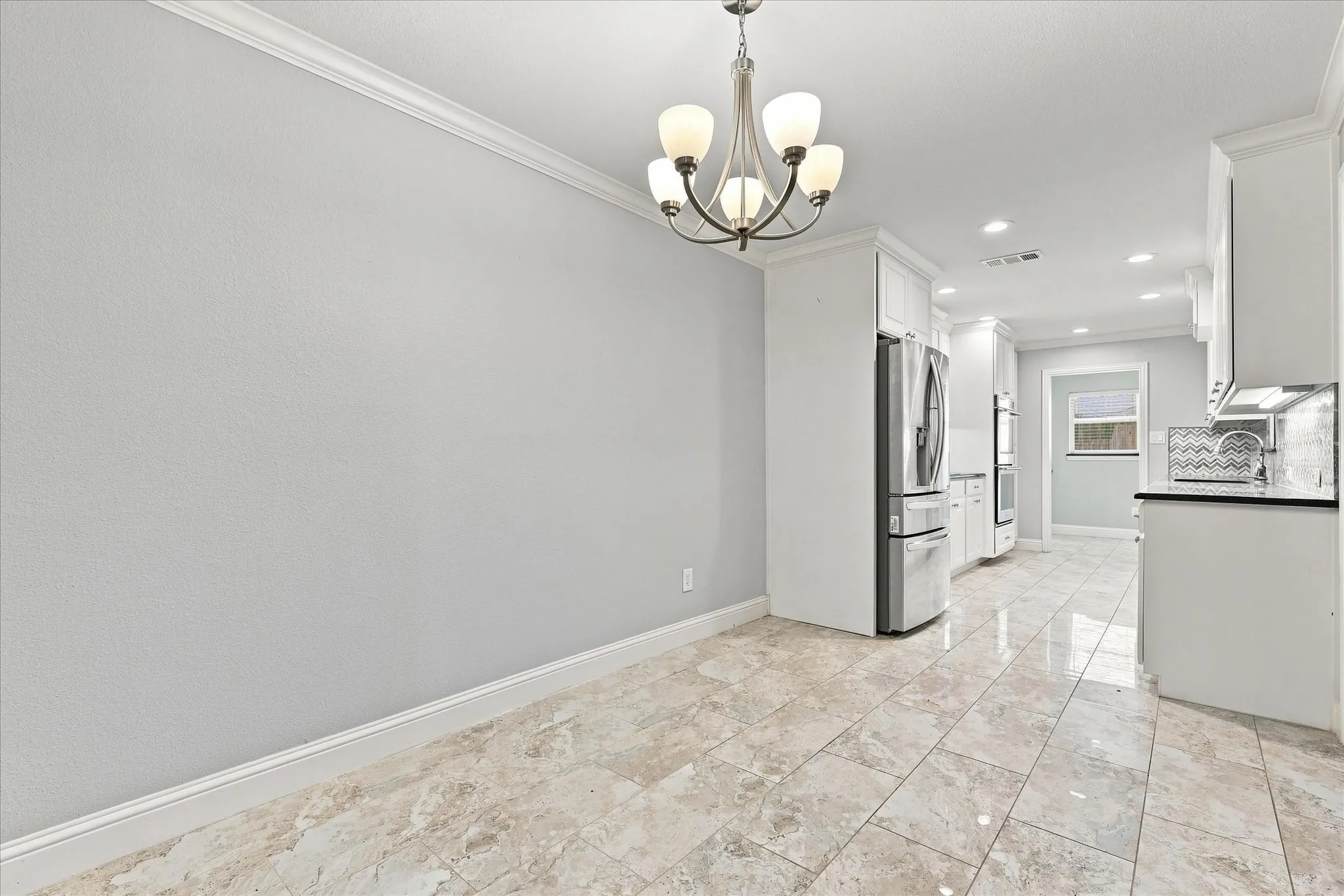 Single Family Residence For Sale in Denton County , 5264 Sherman Drive, The Colony, Texas 75056, 4 Bedroom, 2 Bathroom, 2 Garage spaces, 2,017 Sqft, built in 1983, mls#21359729, Real Estate Agent in The Colony, Homes For Sale in Denton county, Homes For Sale in The Colony, Realtor in The Colony Texas, Real Estate Brokerage Independent Realty Texas, Luminita Cordes Realtor
